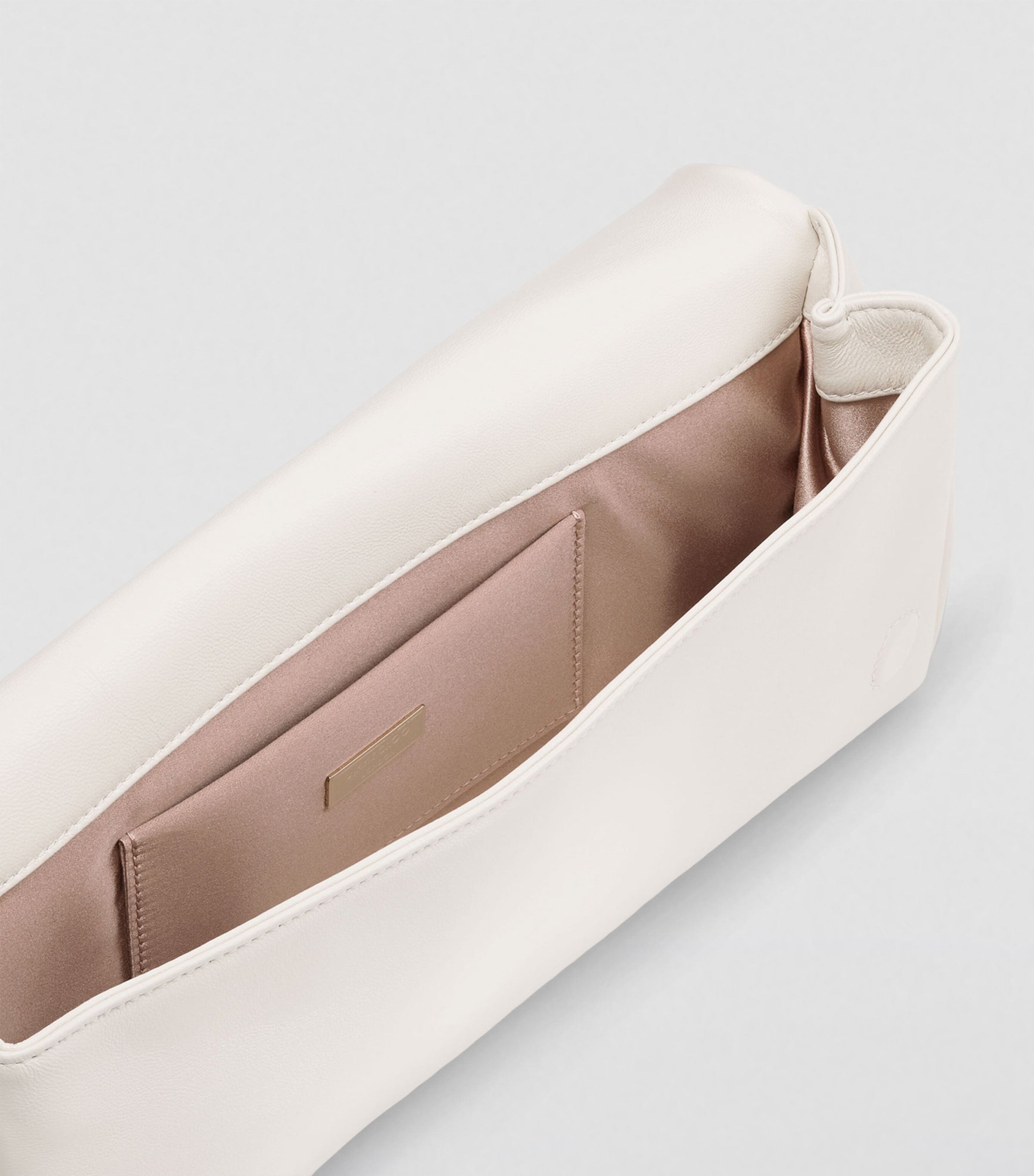Leather Xandra Clutch LATTE/LIGHT GOLD Image 4