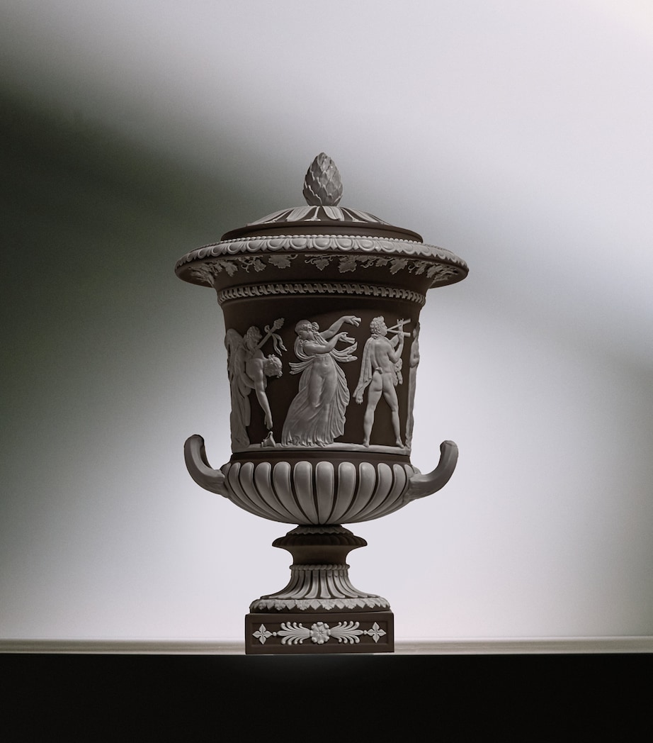 Iconic Borghese Vase (46.5cm) GREEN Image 2