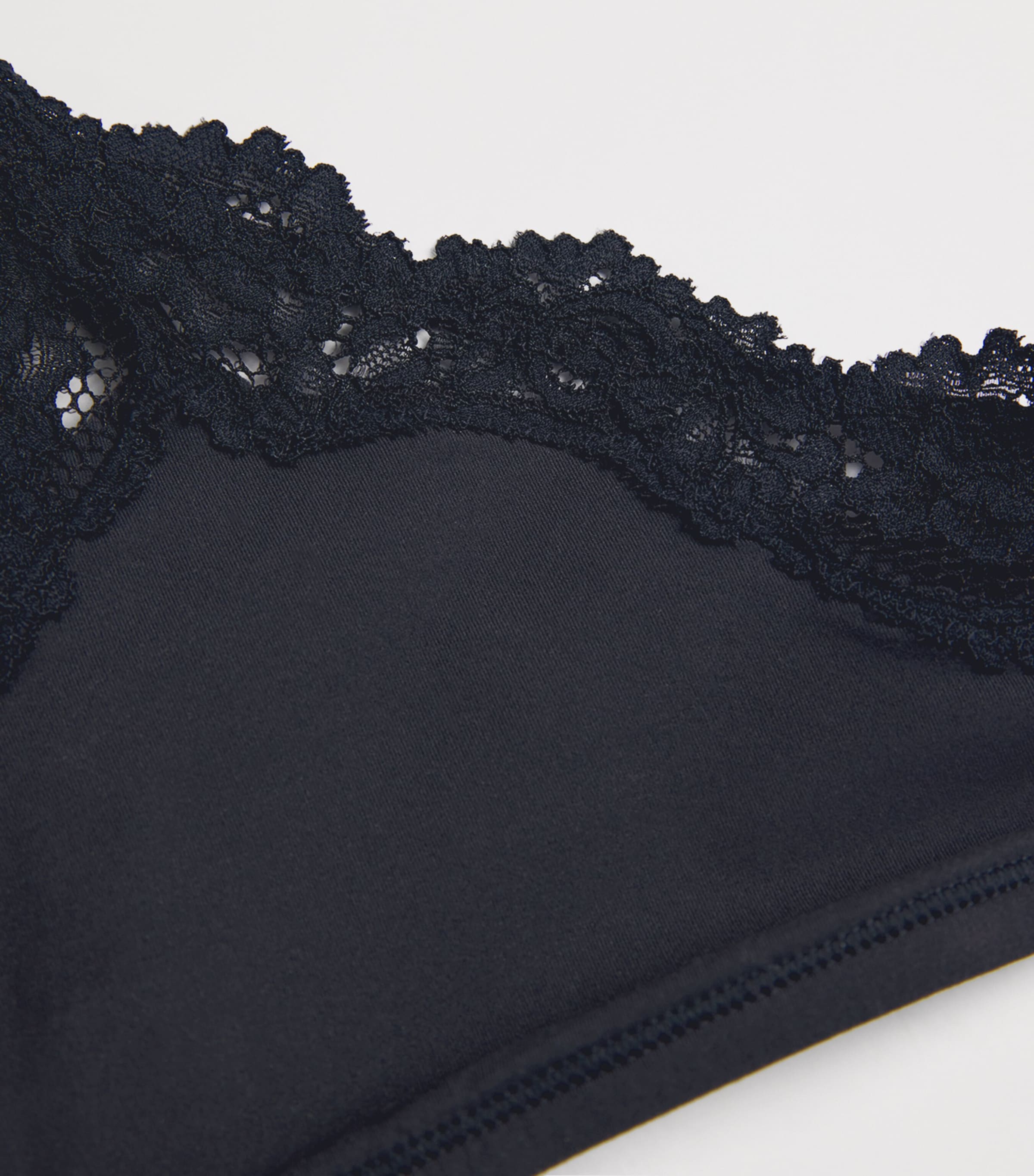 Lace-Trim Fits Everybody Scoop-Neck Bralette ONYX Image 4