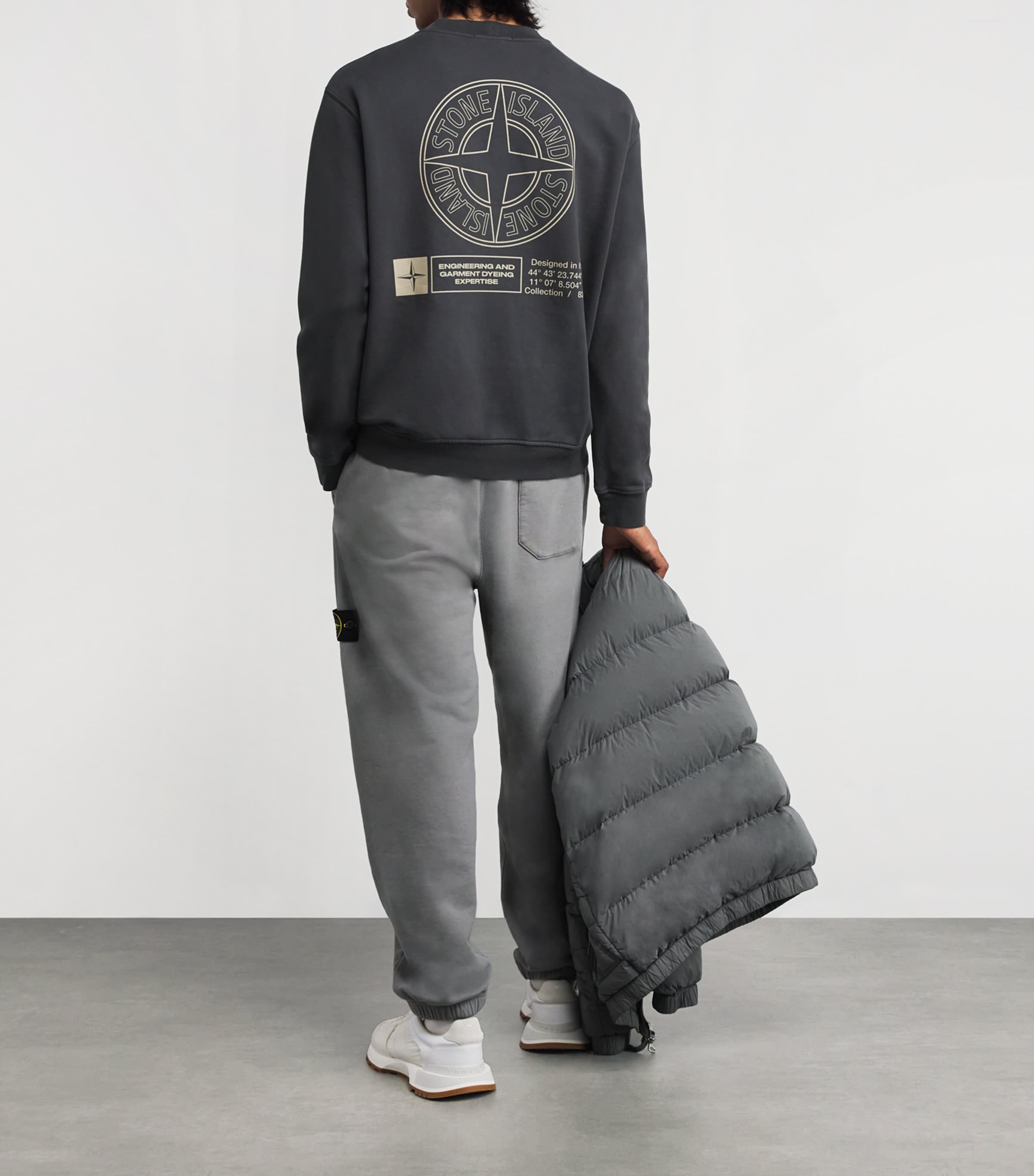 Industrial Four Compass Sweatshirt V0062 Image 2