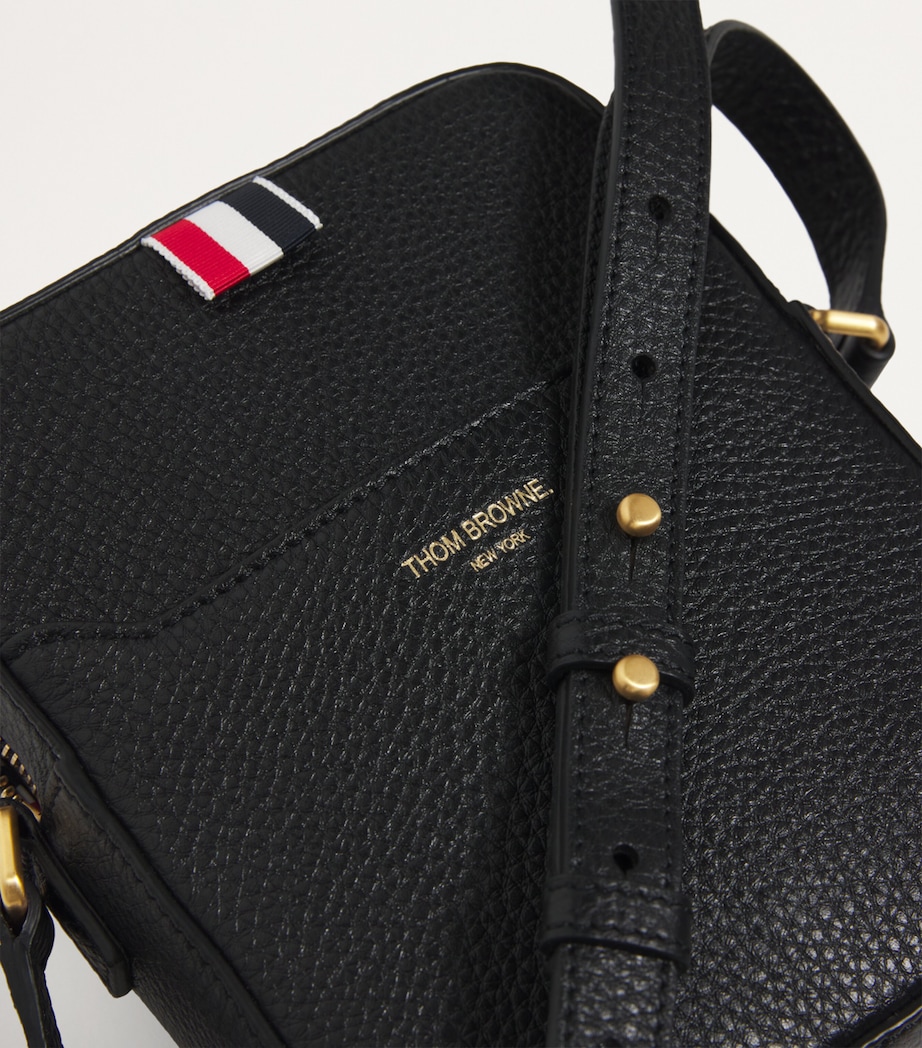 Vertical Camera Bag BLACK Image 6