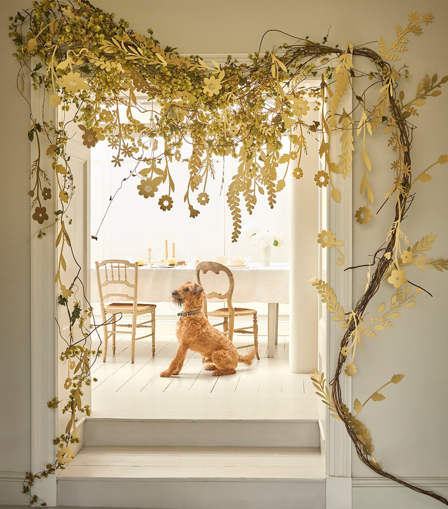 Meri Meri Floral Party Backdrop Image 3