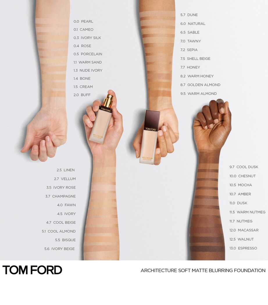 TOM FORD Architecture Soft Matte Blurring Foundation Chestnut Image 3