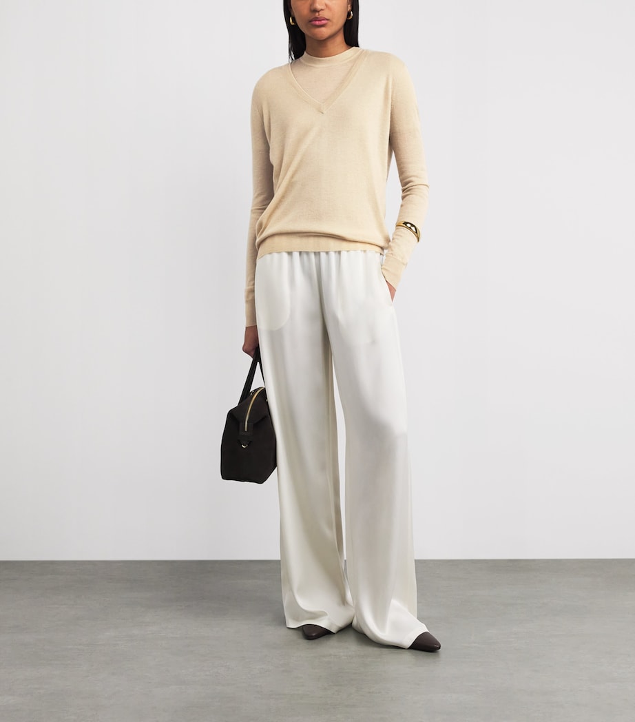 Joseph Womens Cashmere Cashair V-Neck Sweater Powder Image 2