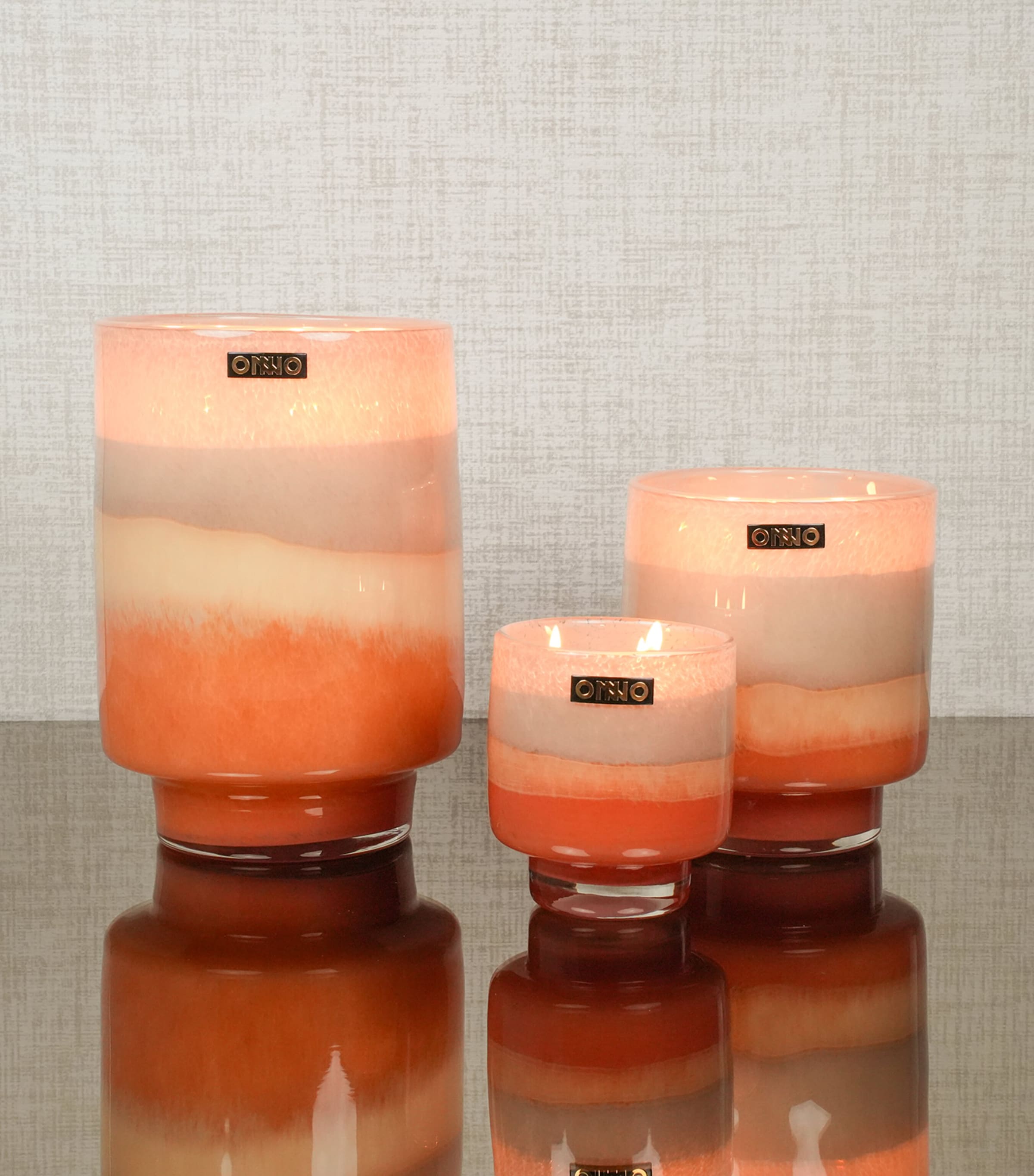 Medium Art Gigi Candle PINK Image 2