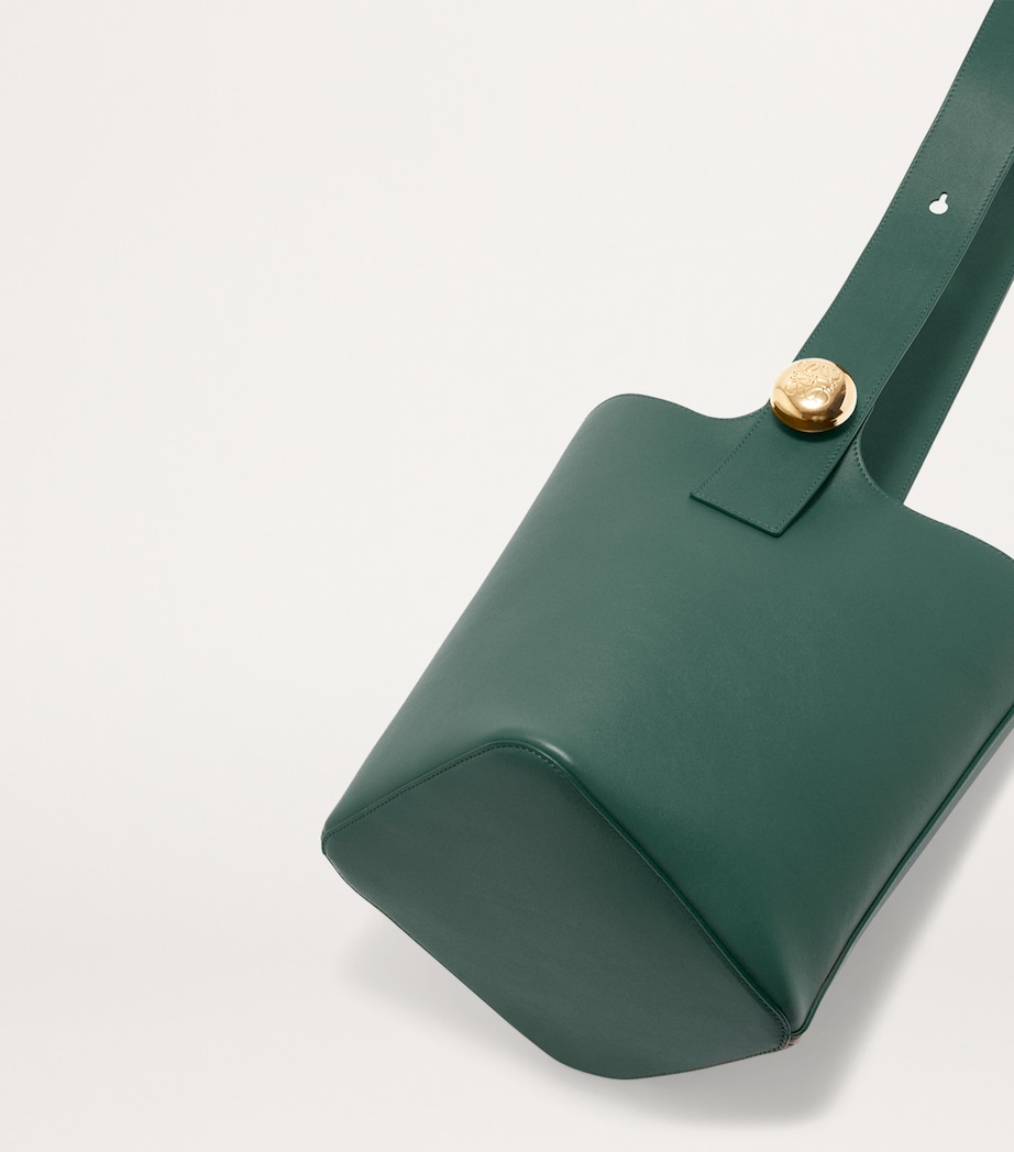 LOEWE Medium Leather Pebble Bucket Bag Vetiver Image 7