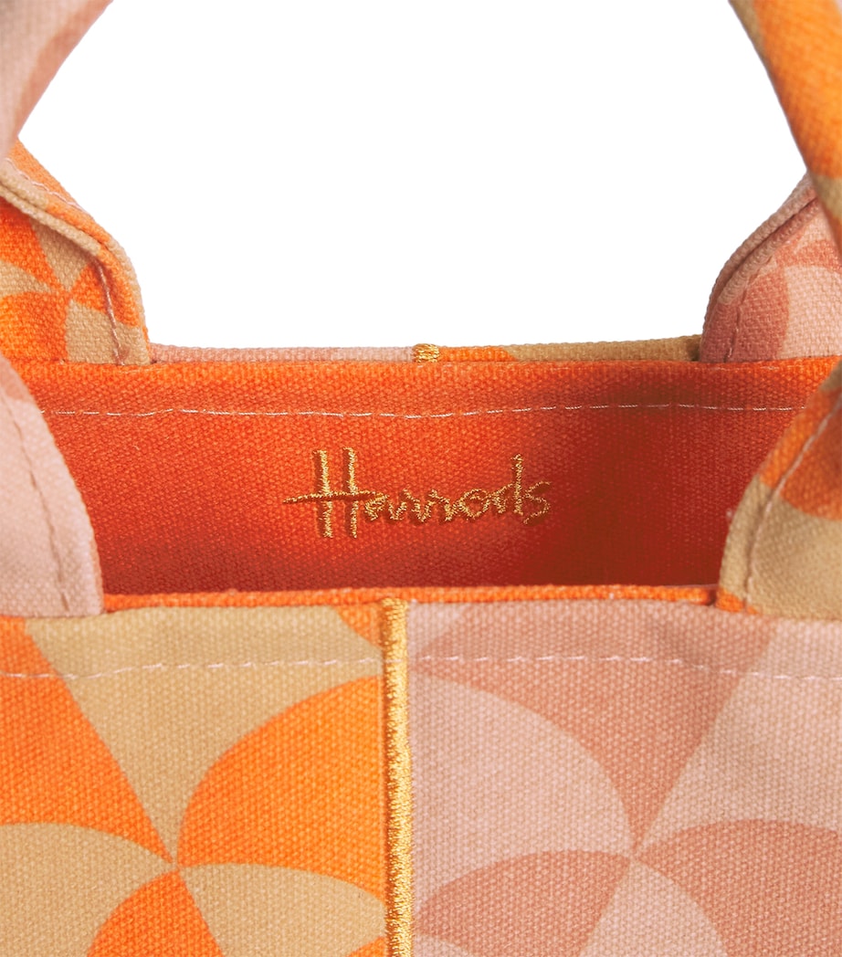 Harrods of London The Scent Seeker Tote Gift Set Image 6