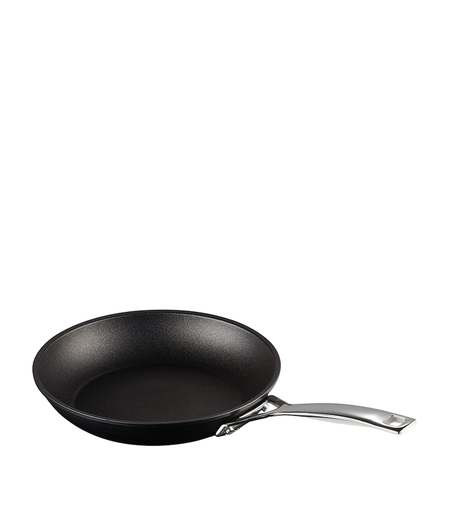 Toughened Non-Stick Shallow Frying Pan (21cm) BLACK Image 1