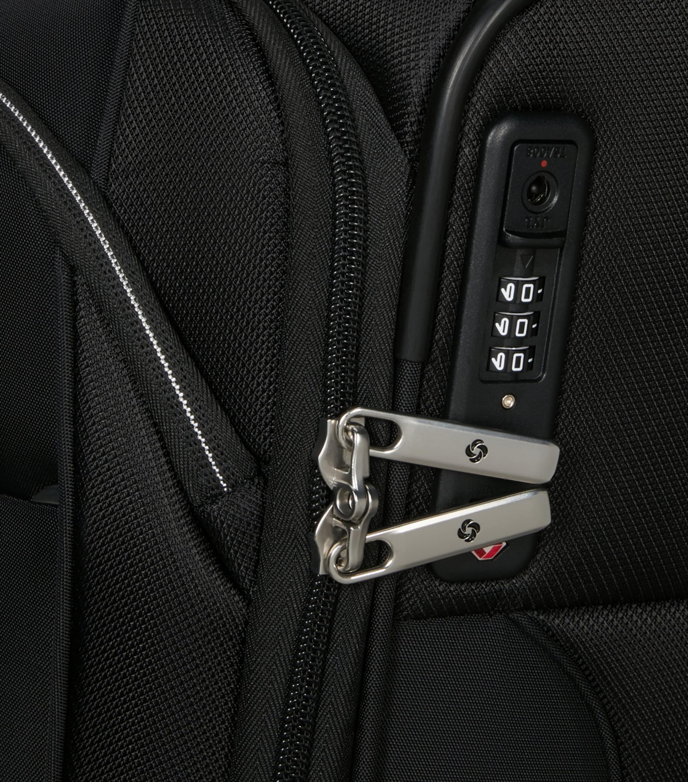 Expandable Re-Lite Spinner Suitcase (55cm) BLACK 1041 Image 7