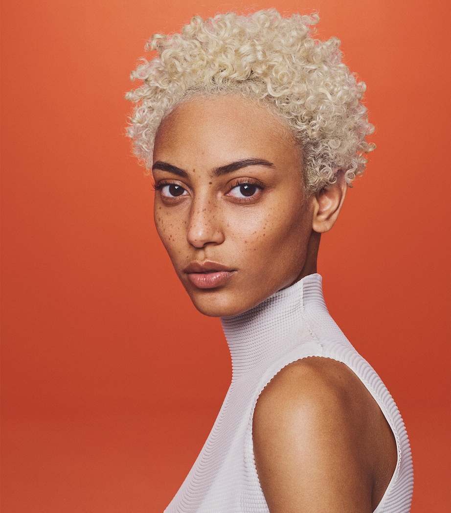 Bright Blonde Lightening Mist (90ml) NO COLOUR Image 3