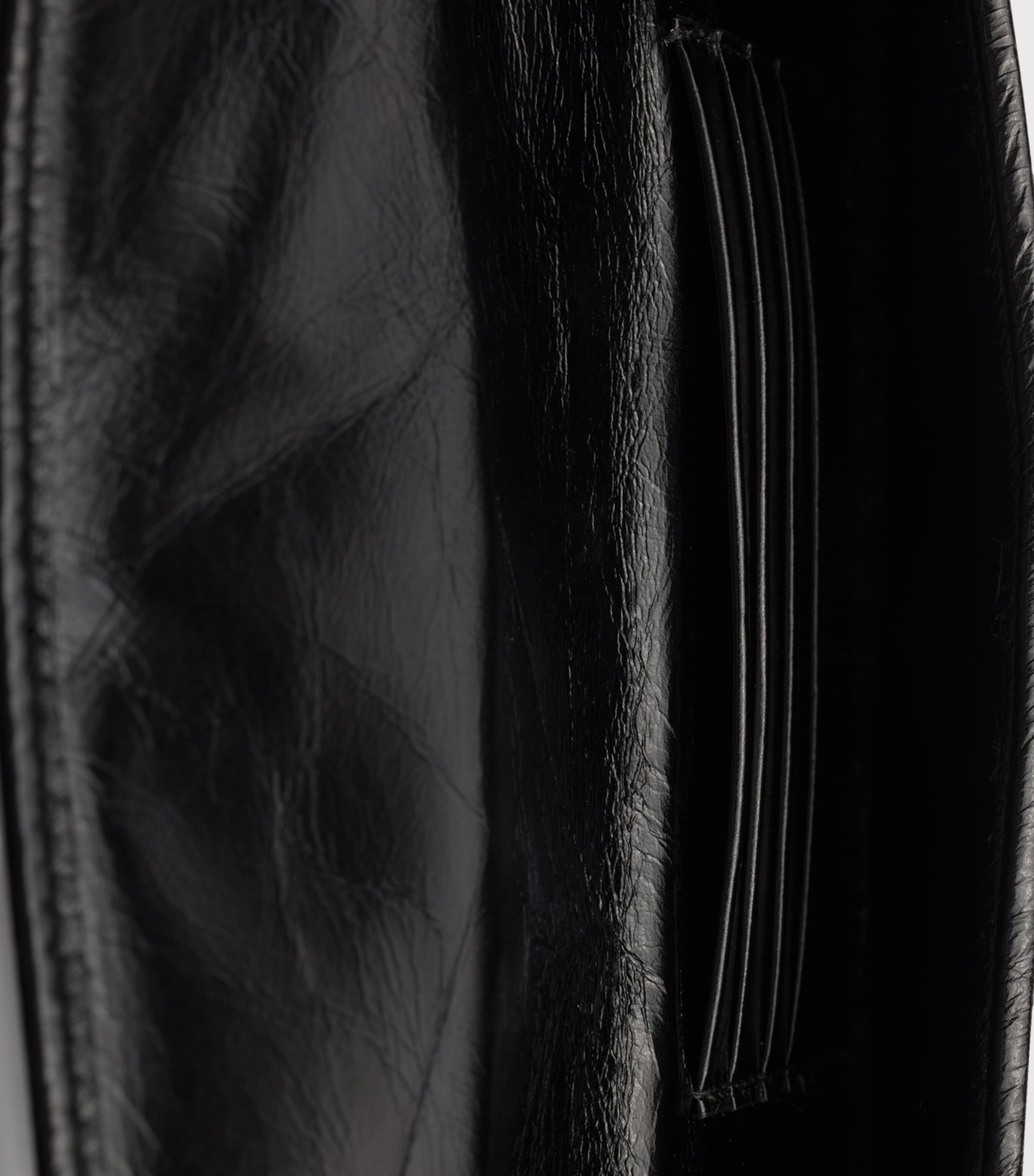 Leather Chain Wallet F0002 Image 4