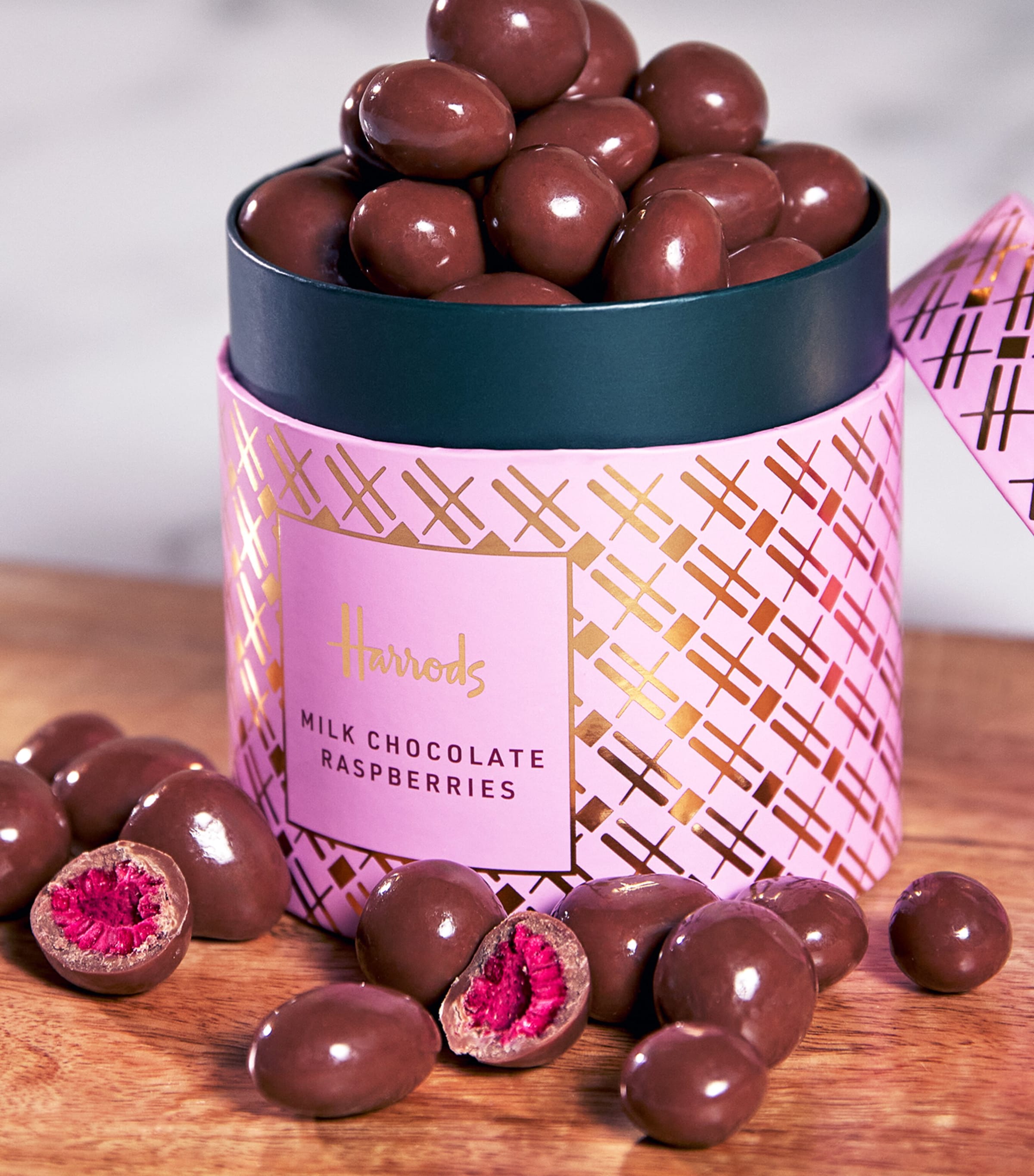 Harrods The Harrods Banquet Hamper | Harrods UK