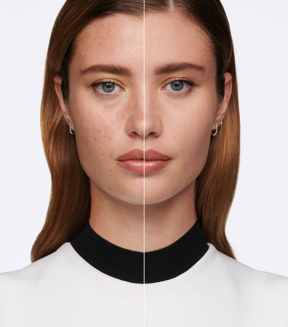 Soft Matte Complete Foundation STROMBOLI Image 3