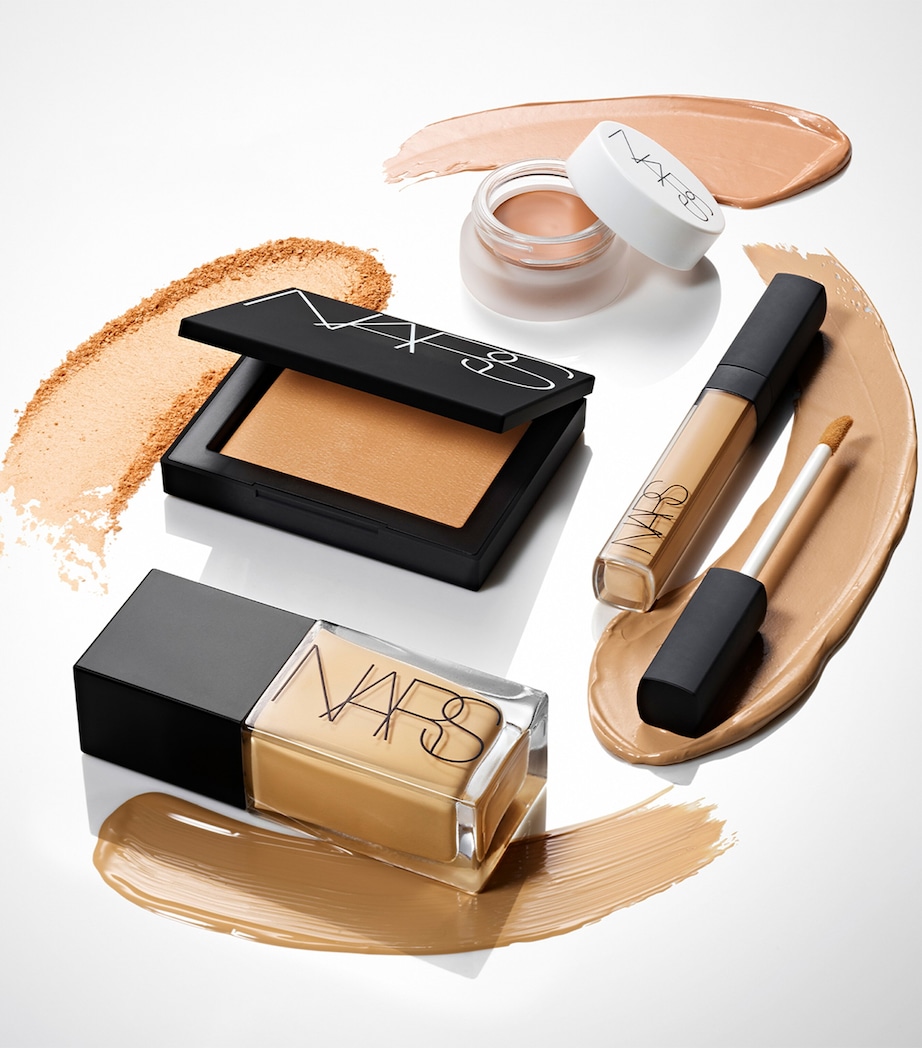 Light Reflecting Foundation TIMARU Image 5