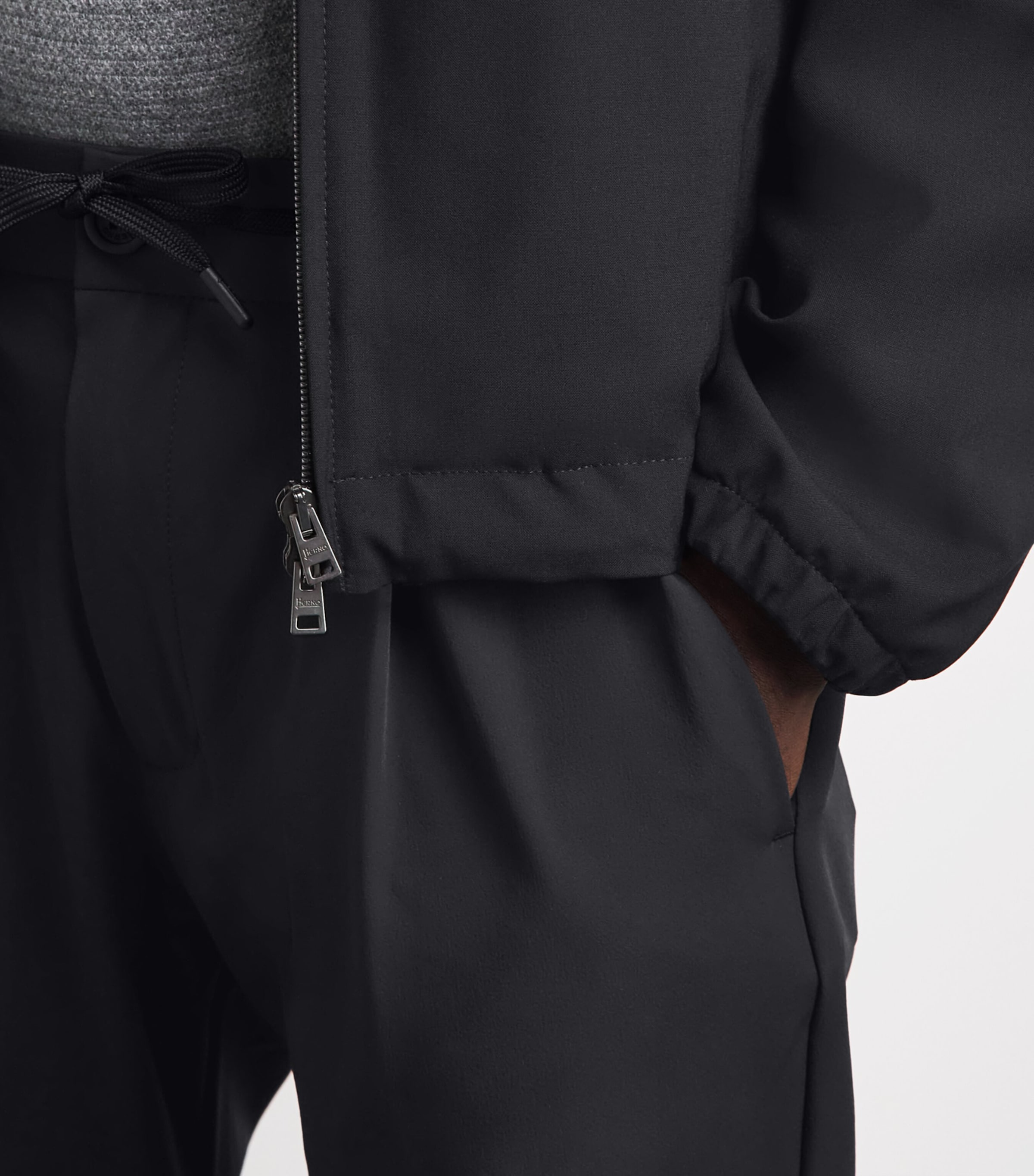 Herno Mens Stretch Technical Drawstring Trousers Nero Image 3