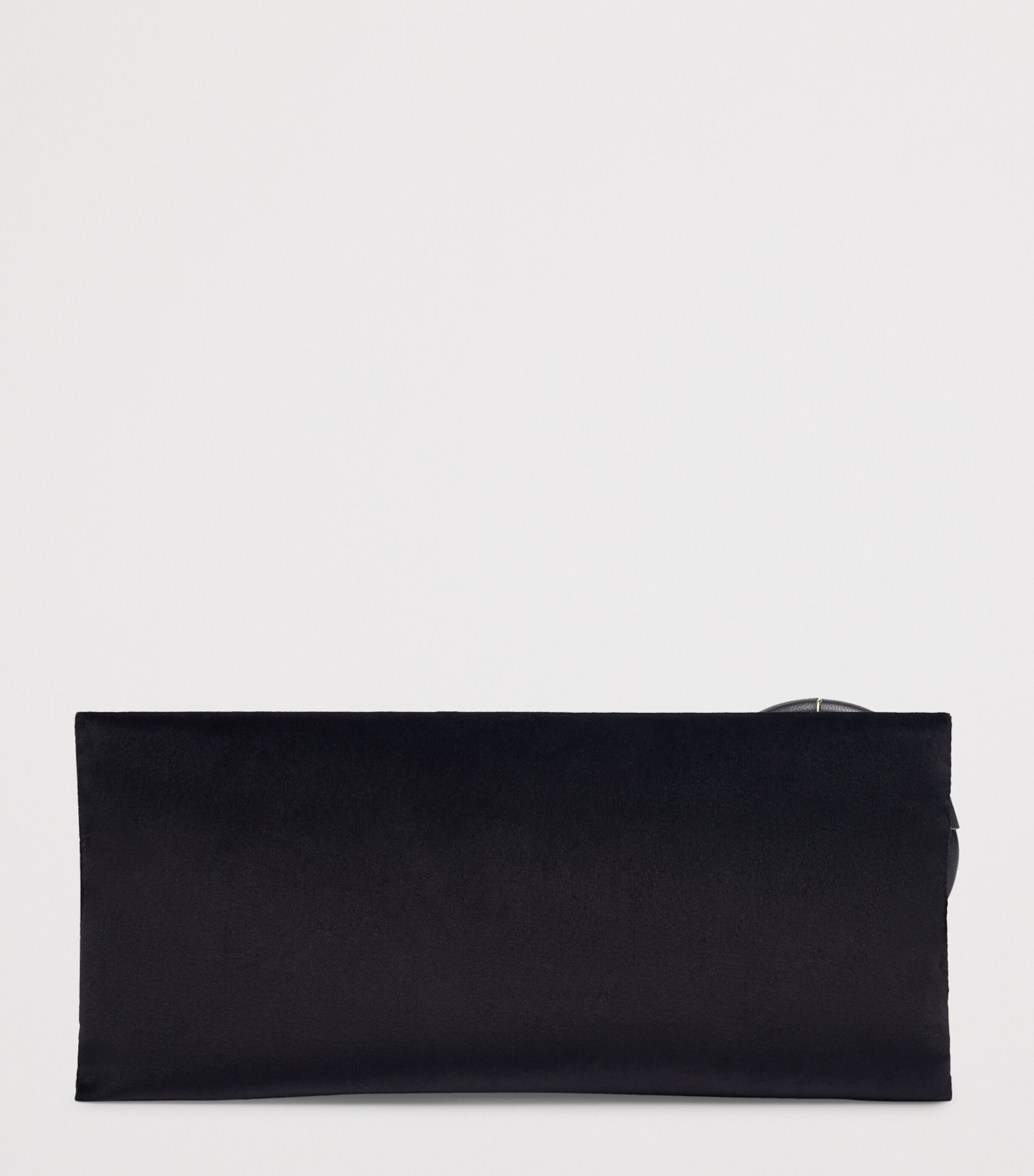 TOM FORD Velvet Ring Clutch Naa Image 4