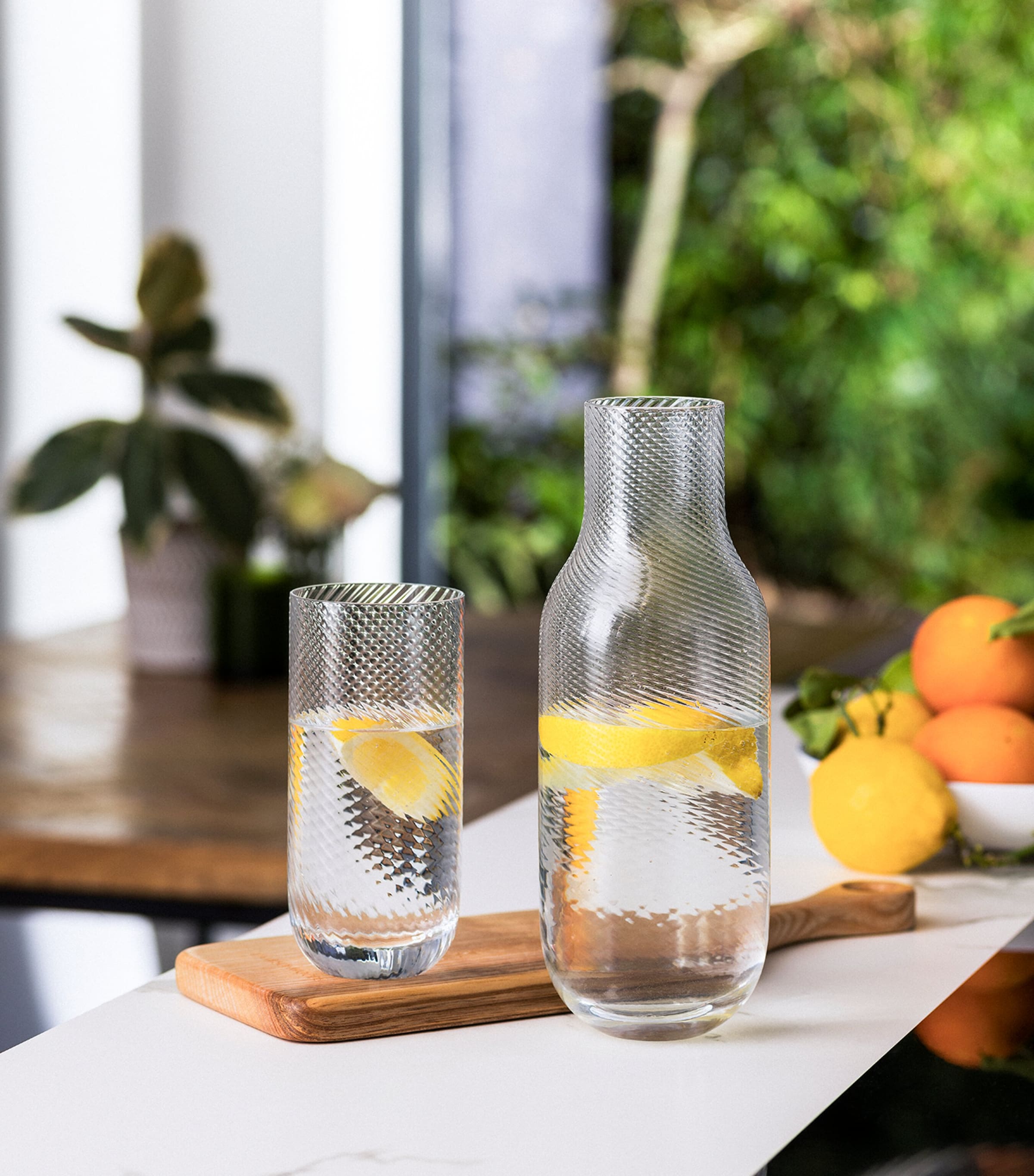 Optic Clear Carafe (1L) CLEAR Image 5