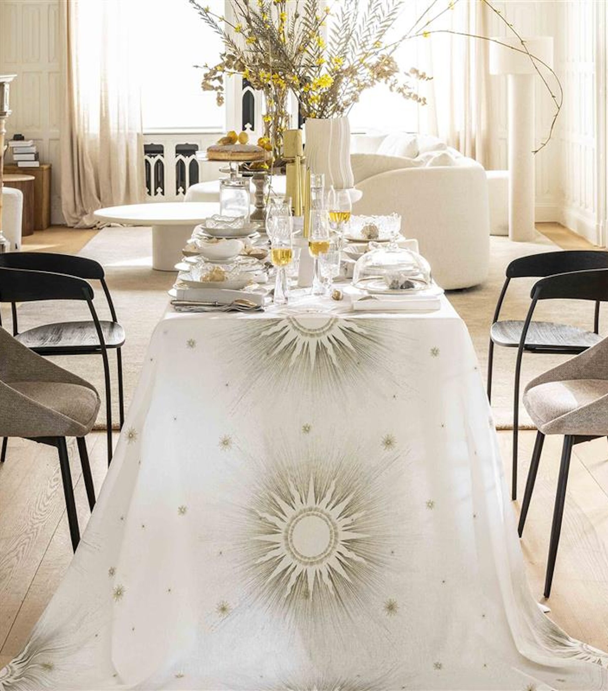 Linen Poussiere D'étoile Tablecloth  (170cm x 250cm) WHITE GOLD Image 4