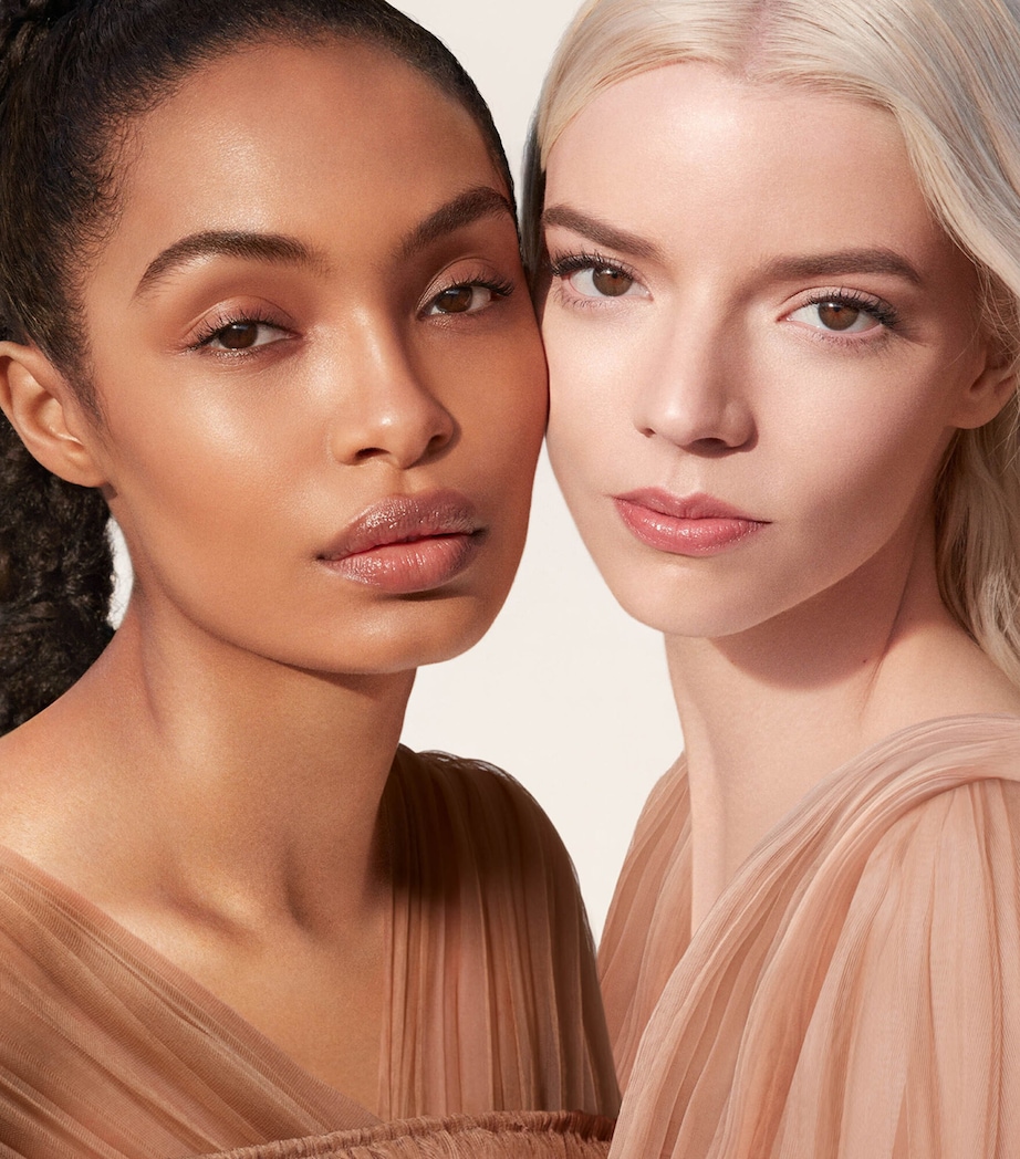 Dior Forever Glow Veil Primer GLOW FINISH Image 4