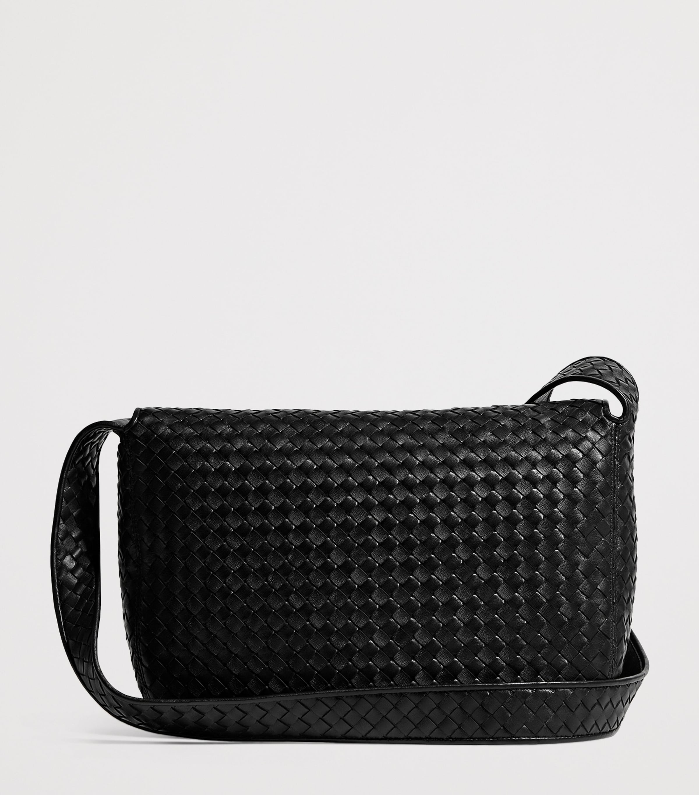 Bottega Veneta Large Leather Veneto Messenger Bag Image 6