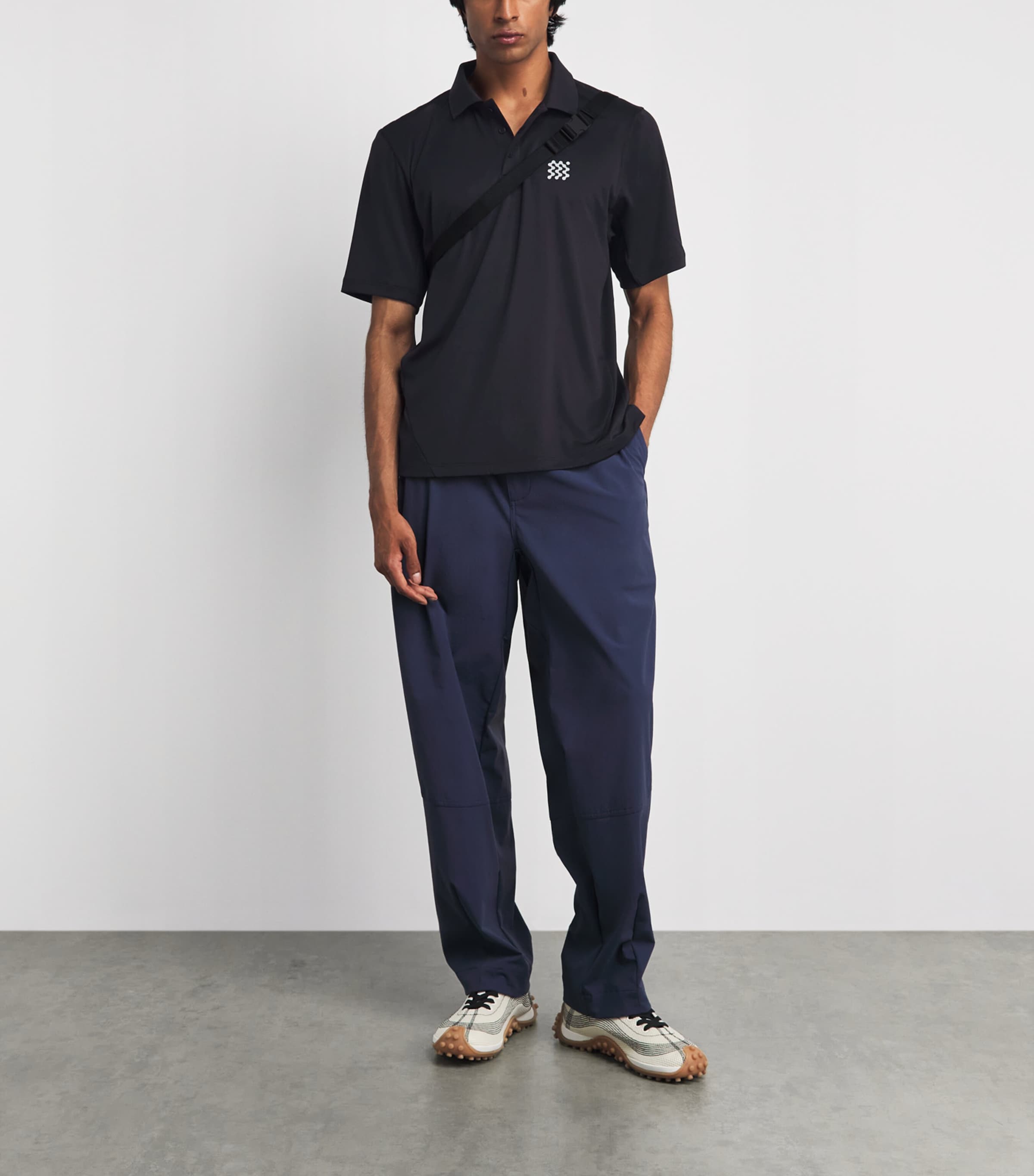Manors Mens Course Polo Shirt Black Image 2