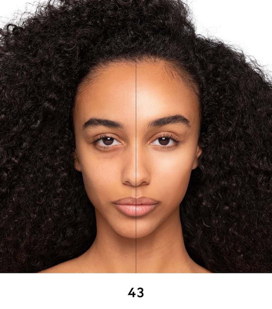 Gucci Glow Skin Tint Moisturiser (40ml) 43 MEDIUM DEEP Image 2