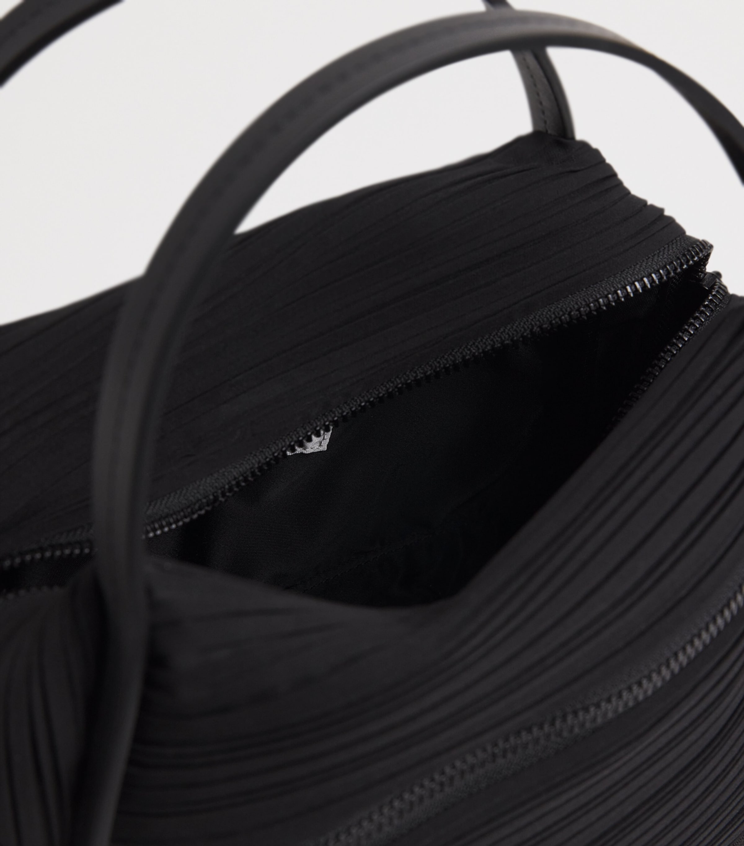 Pleats Please Issey Miyake Bias Pleats Top-Handle Bag Black Image 6