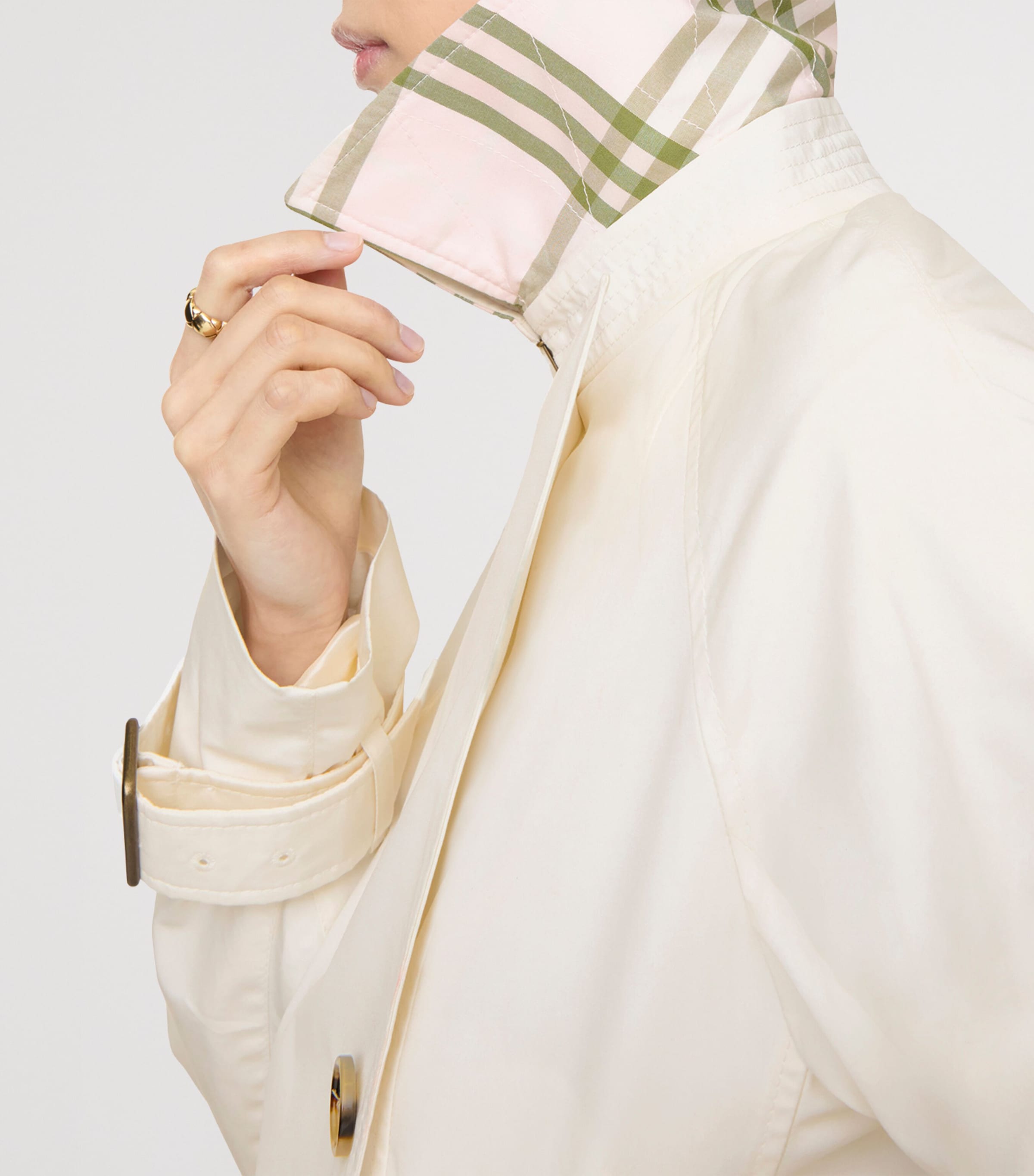 Burberry Womens Cropped Ladybrook Jacket Seashell White Image 3