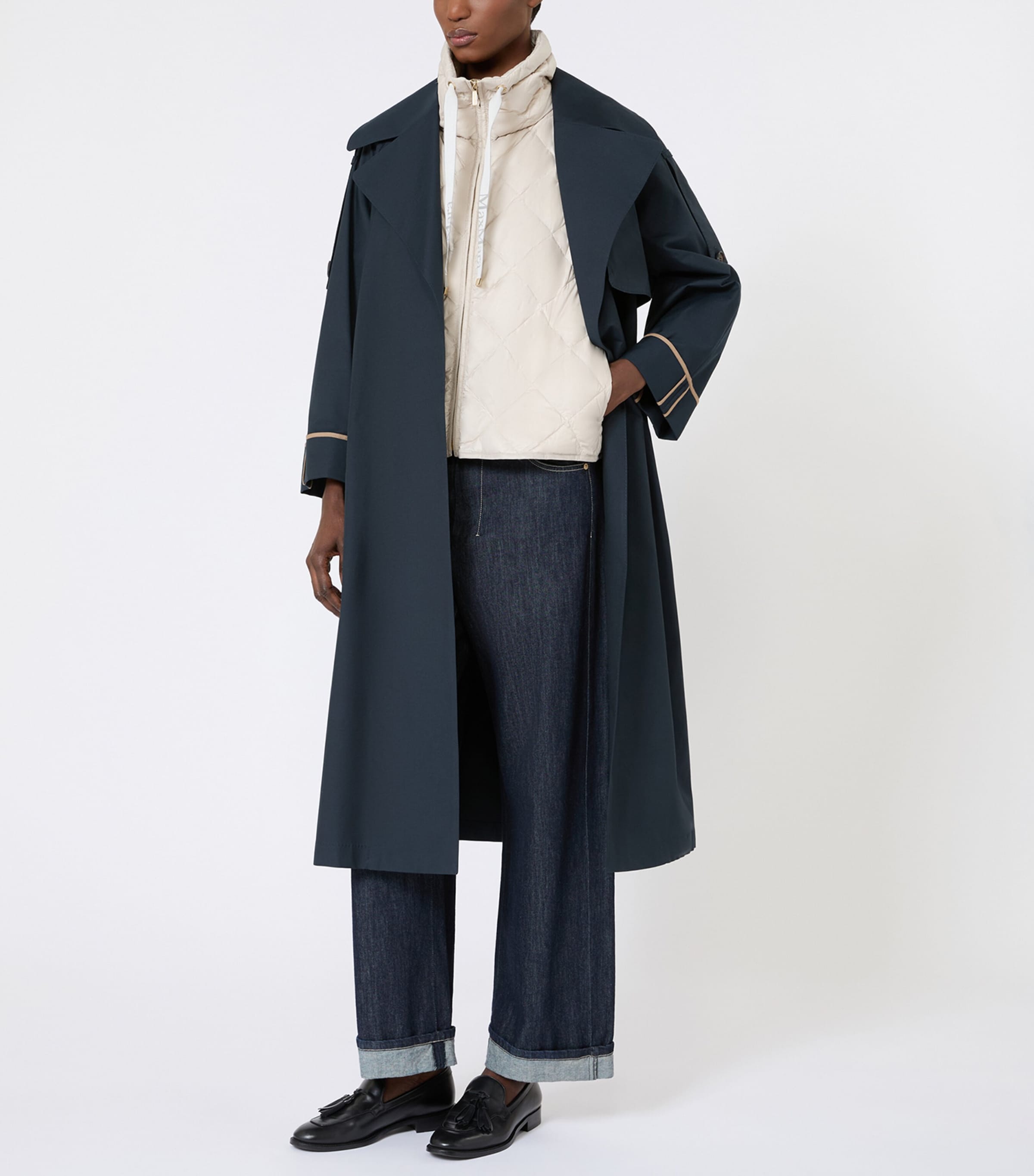 The Cube Down Gilet SAND Image 4