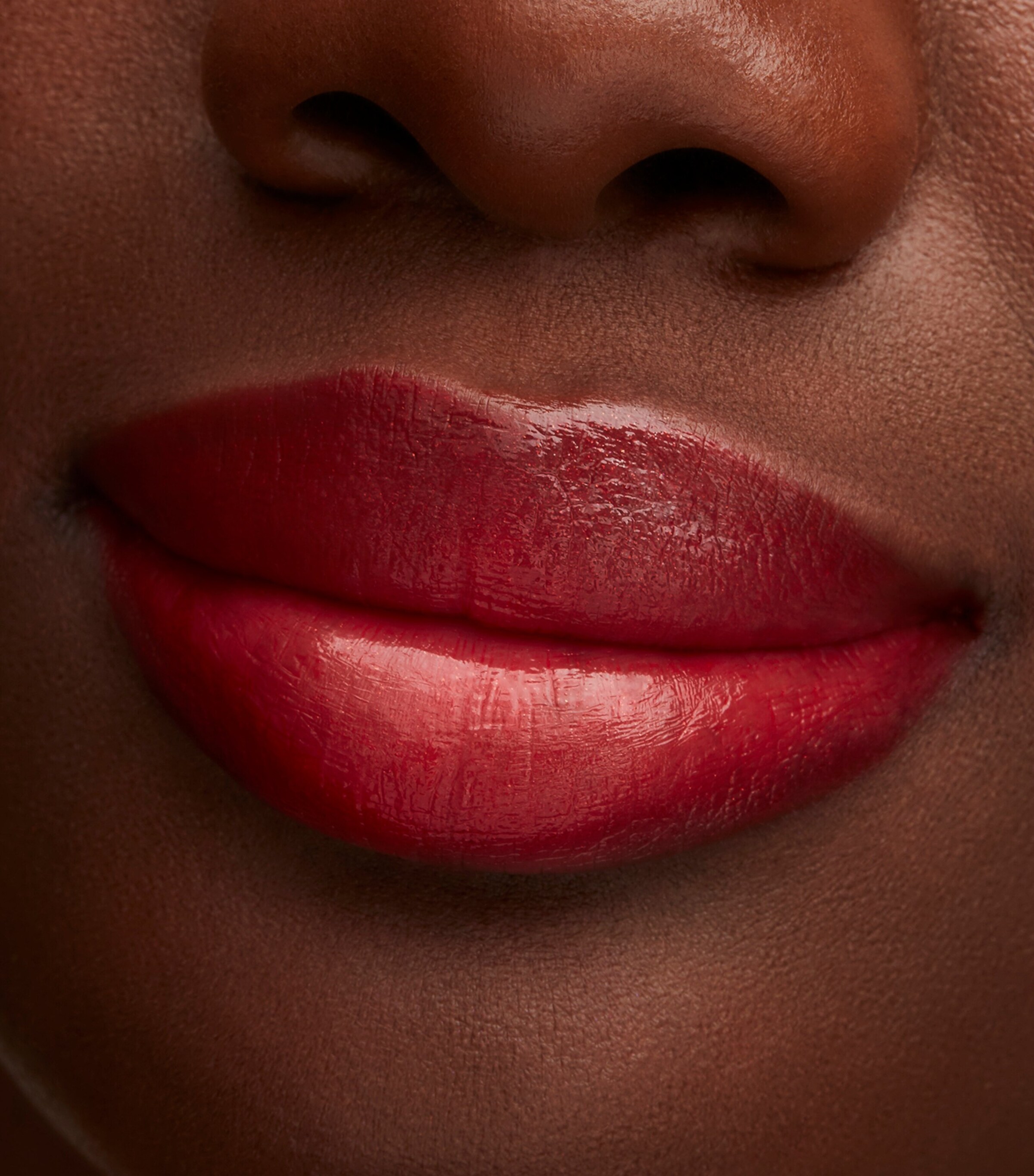 Lustreglass Sheer-Shine Lipstick COCKNEY Image 8