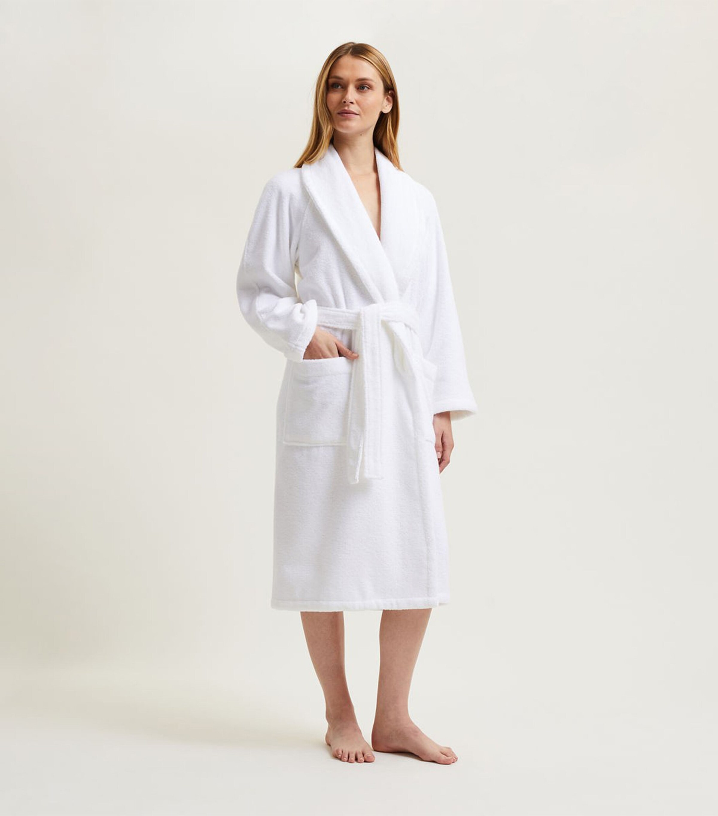 Yves Delorme Womens Étoile Bathrobe (Medium) Image 2