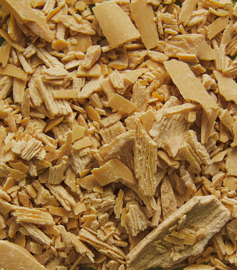 Blonde Hot Chocolate with Caramelised Sugar and Sea Salt (250g) NO COLOUR Image 2