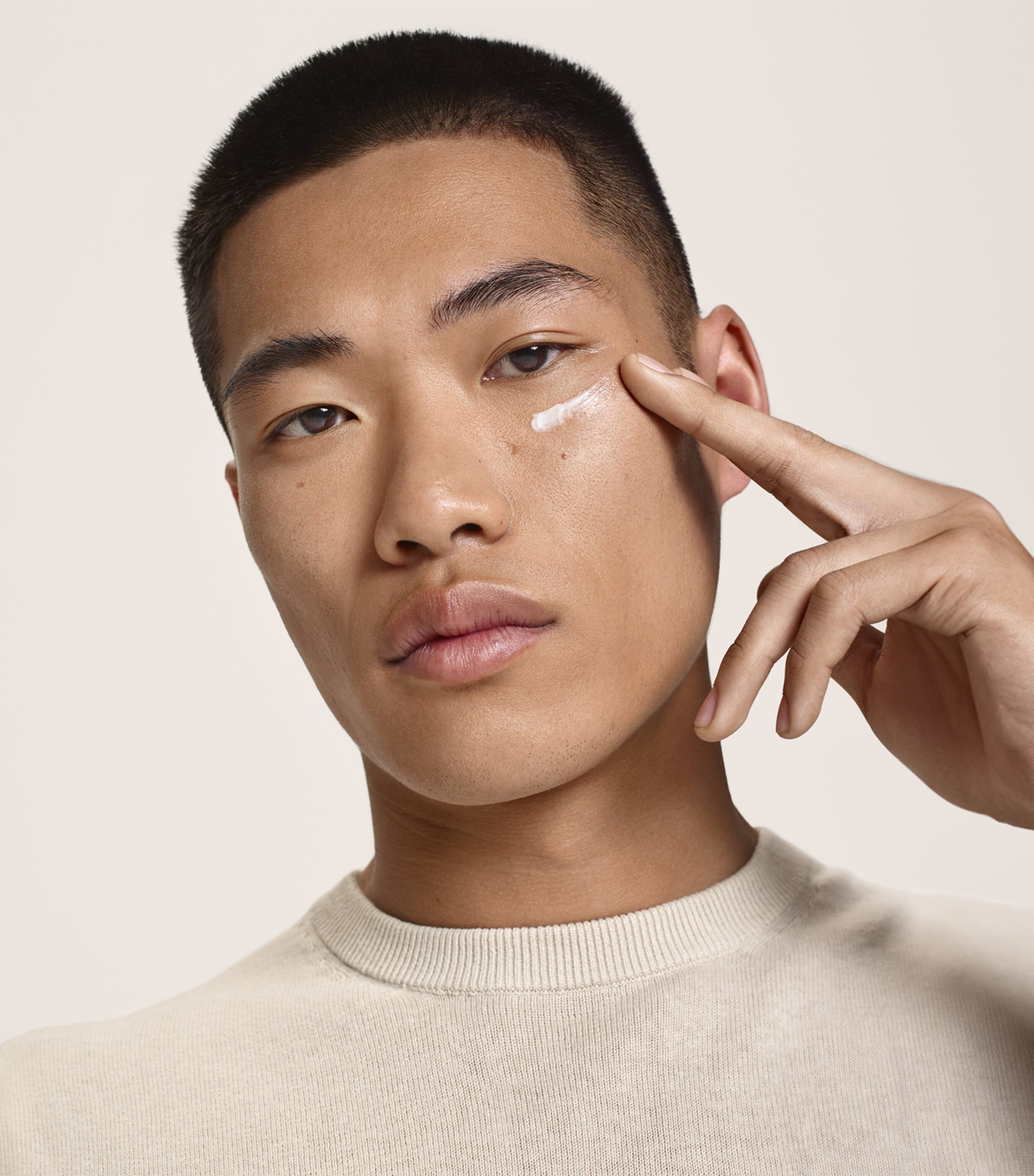 SunsolveMD Balance + Clear SPF 50 (48ml) NO COLOUR Image 4