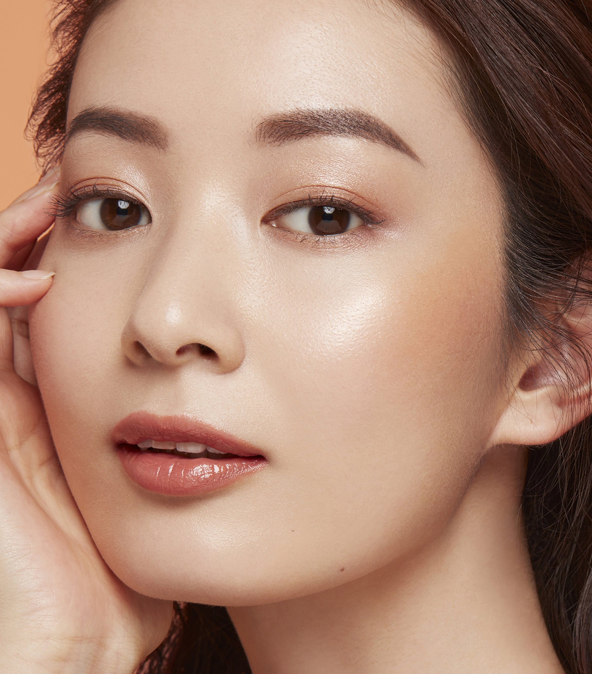 The Luminizing Face Enhancer 203 SUNSET BRILL Image 5