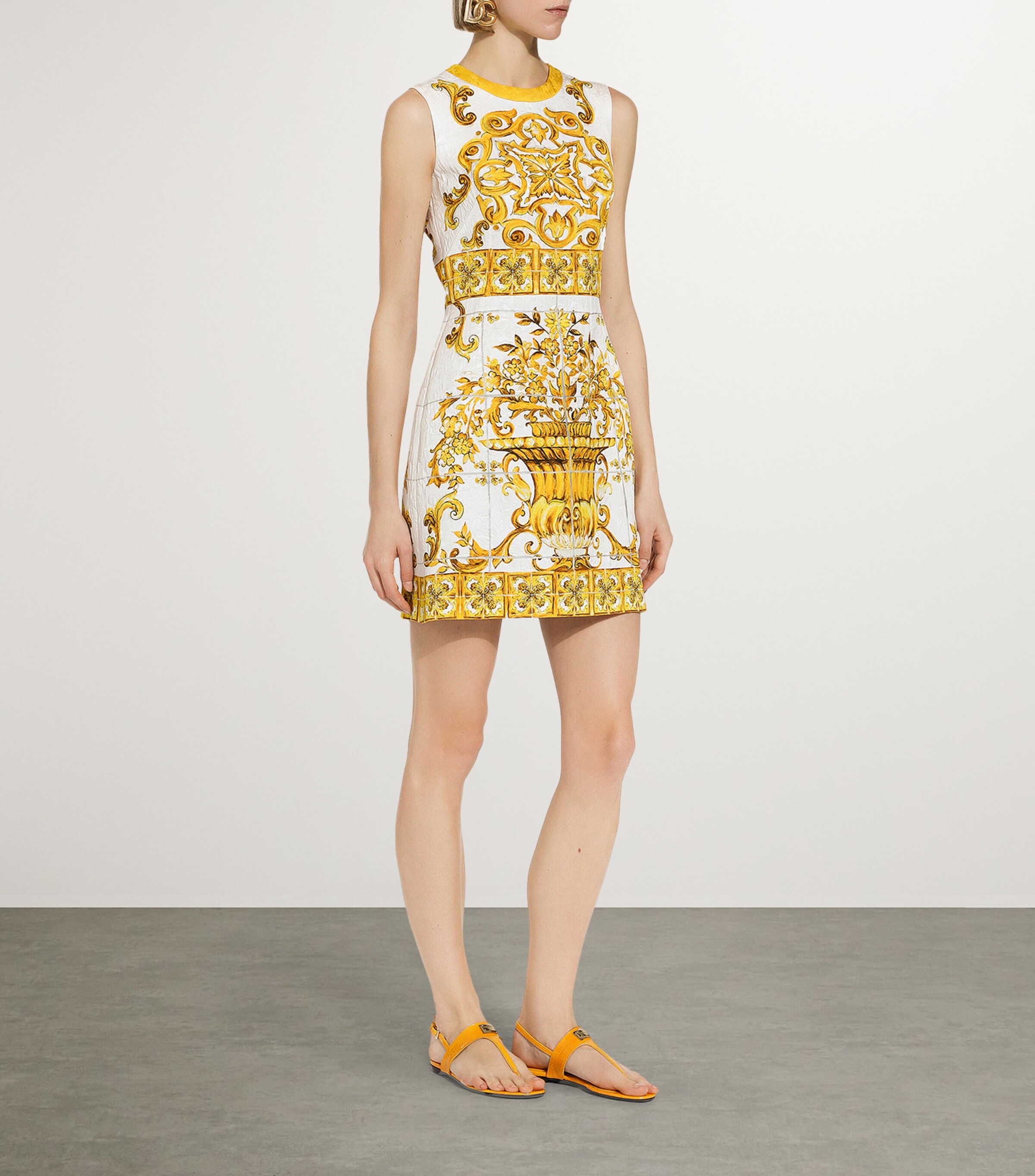 Dolce & Gabbana★素敵！Majolica Print Sleeveless Dress Dolce & Gabbana Majolica-Print Sleeveless Dress in Purple