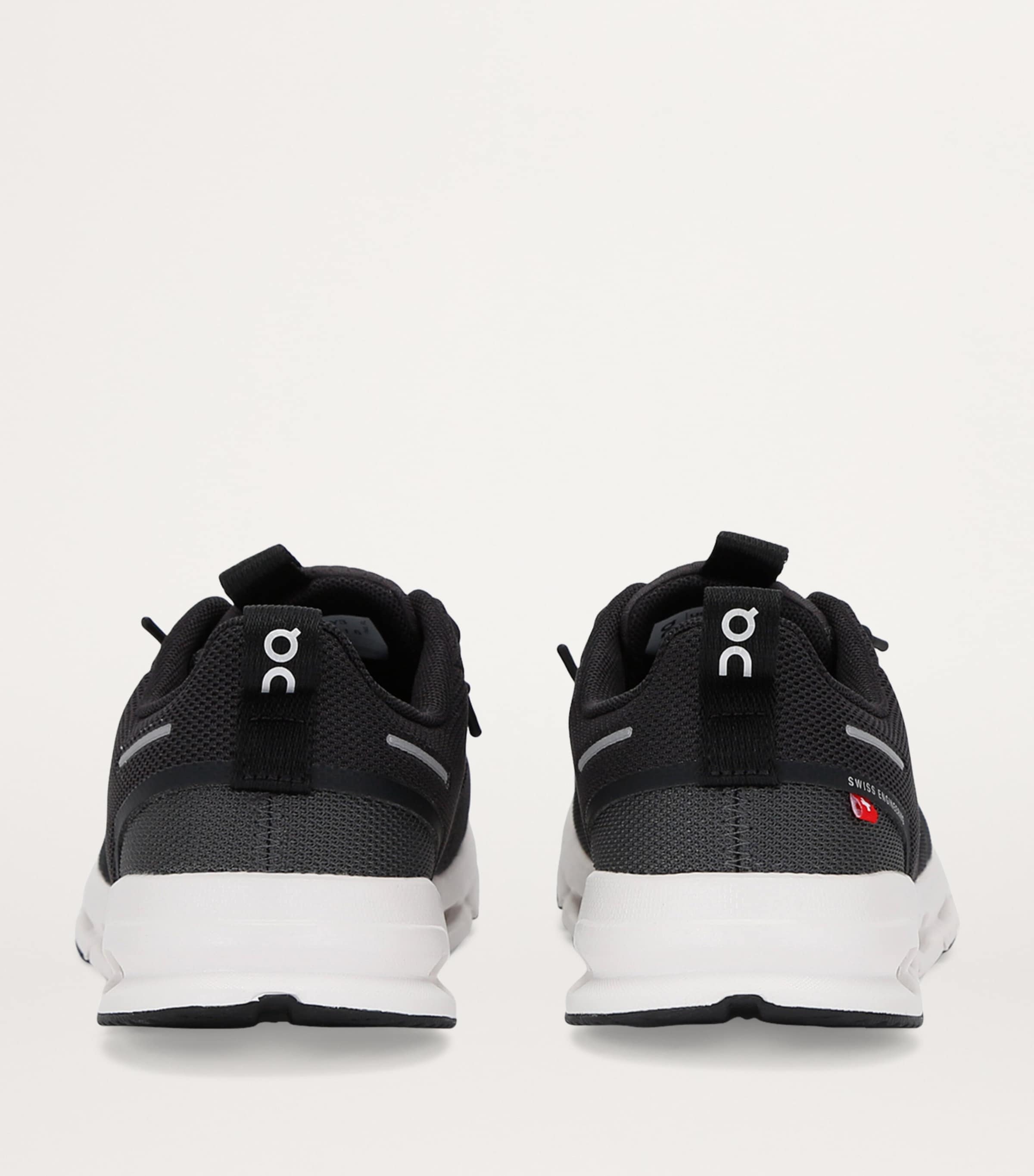 Cloud Sky Trainers BLACK Image 2