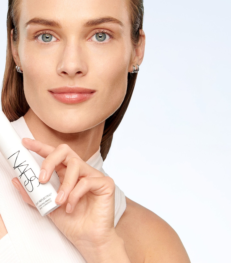 Light Reflecting Hydrating Primer NO COLOUR Image 3