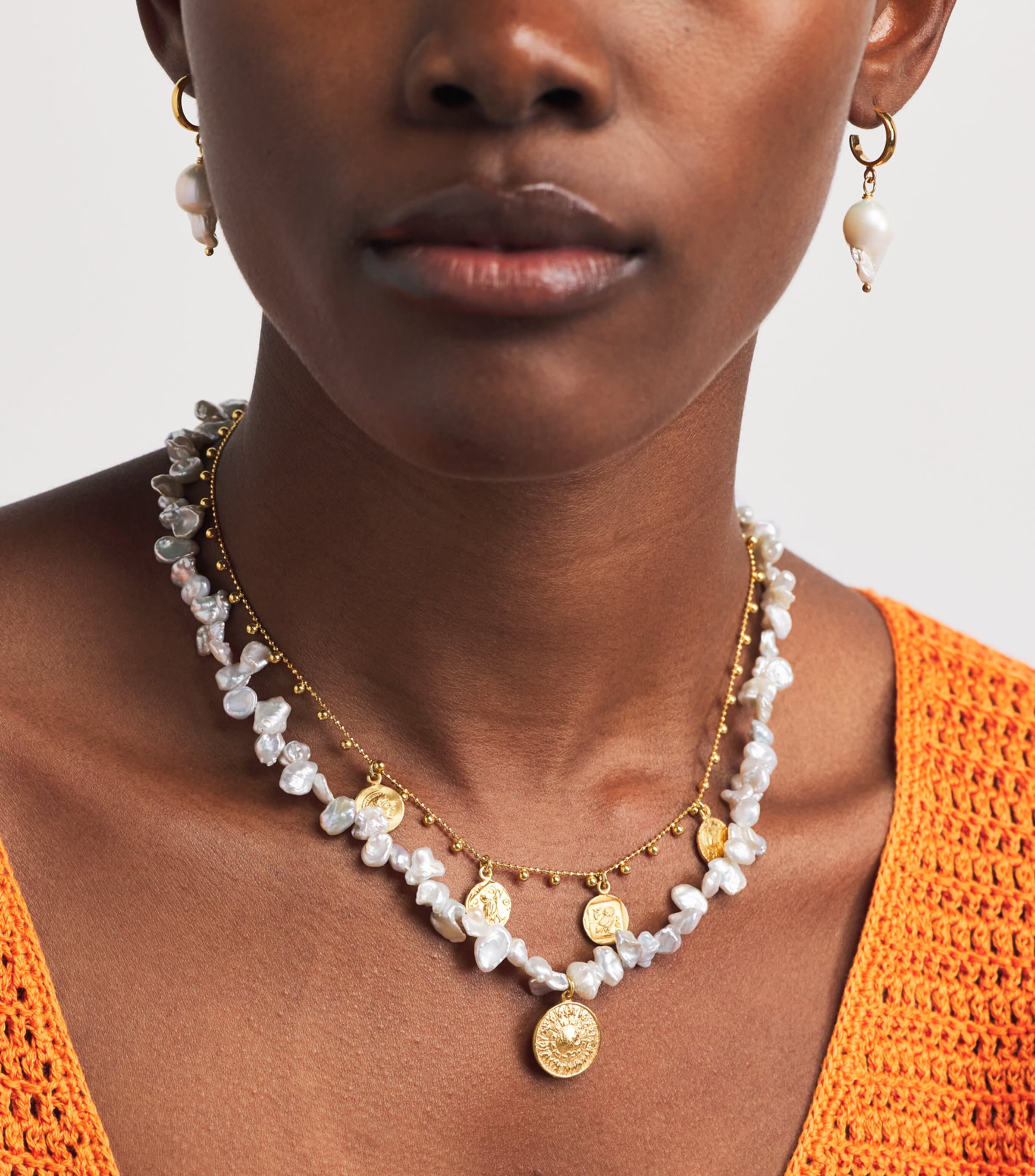 Hermina Athens Freshwater Pearl Shield Pendant Necklace Gold Image 4