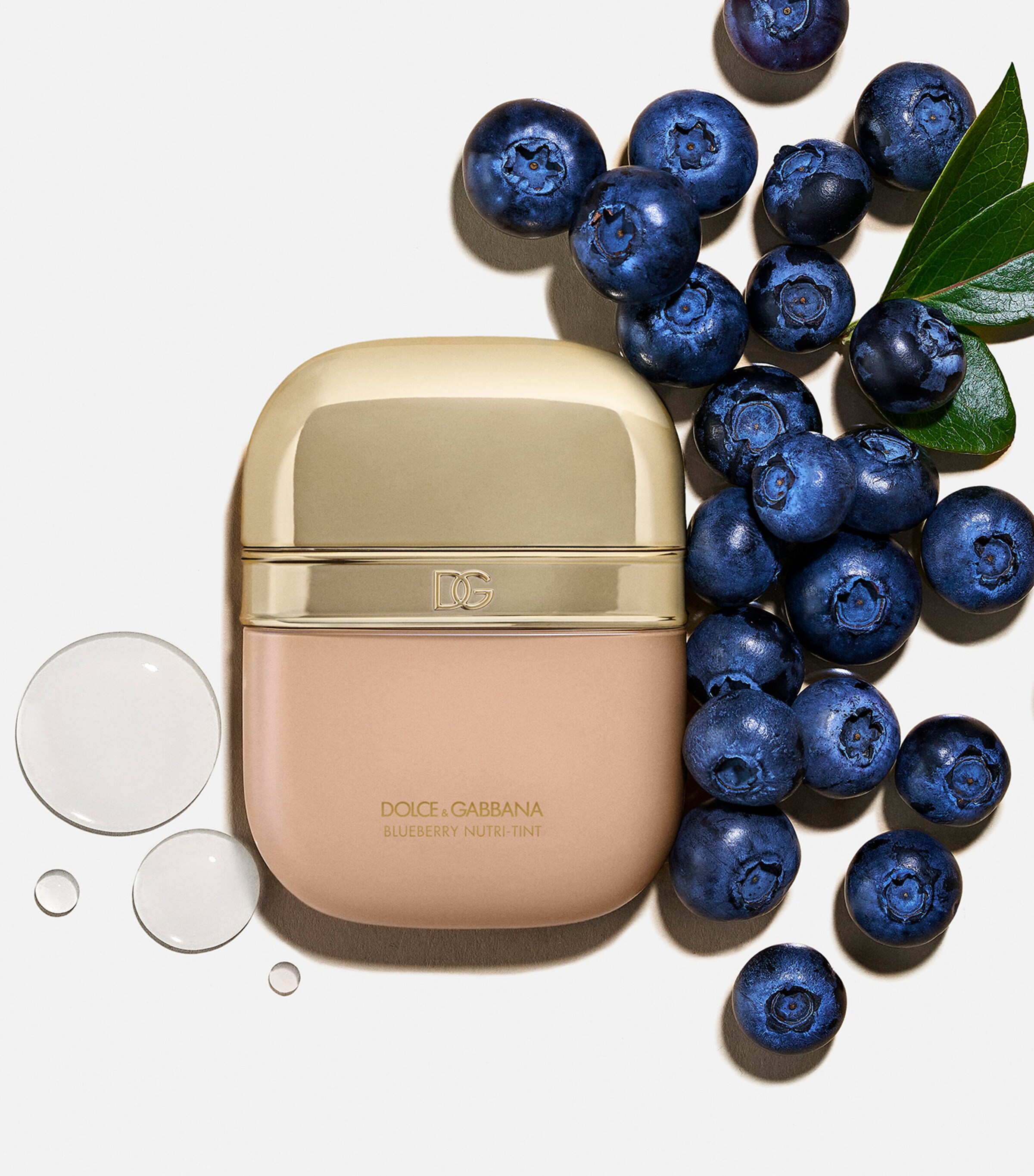 Dolce&Gabbana Blueberry Nutri Tint Hydro Glow & Fresh Skin Tint Light Image 5