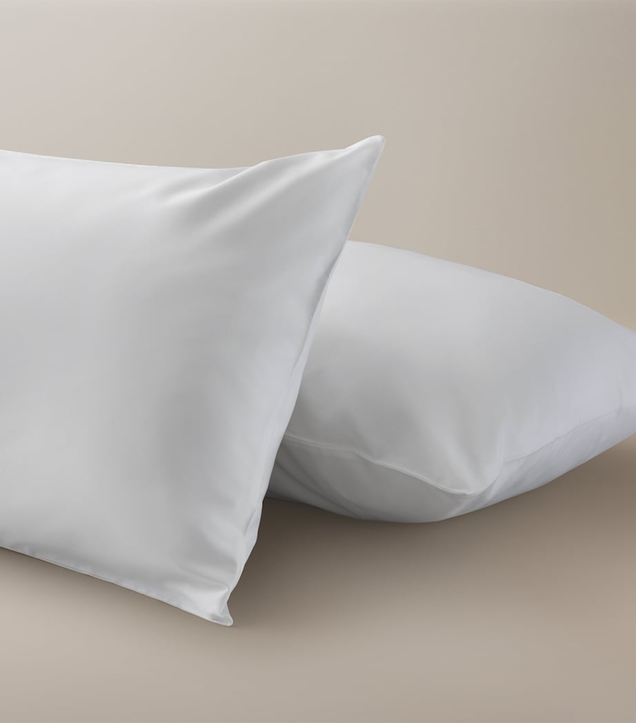 The Drift King Duvet Cover Set (230cm x 220cm) WHITE Image 3