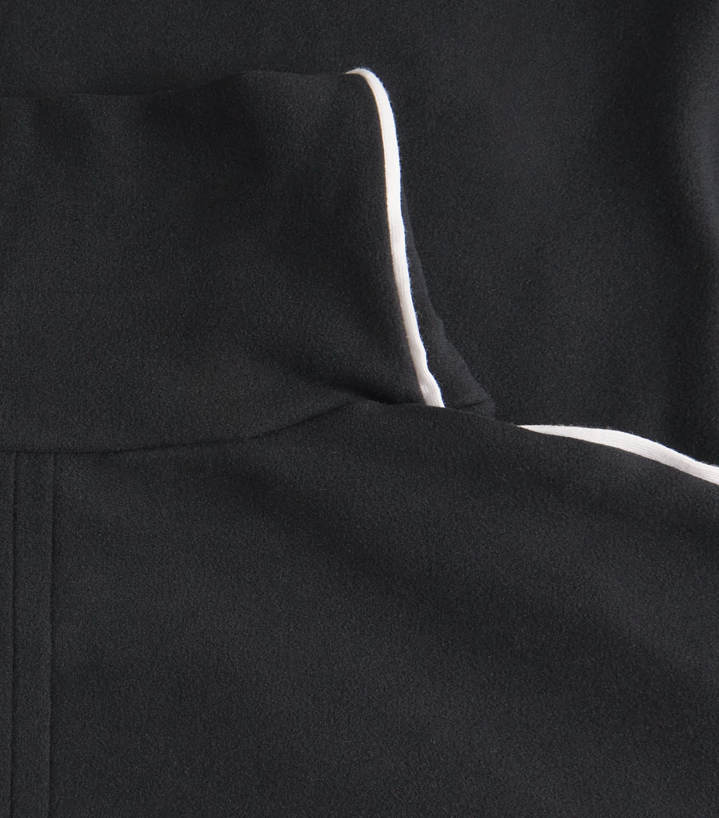 Brushed Rona Sweater BLACK / SNOW WHITE Image 5