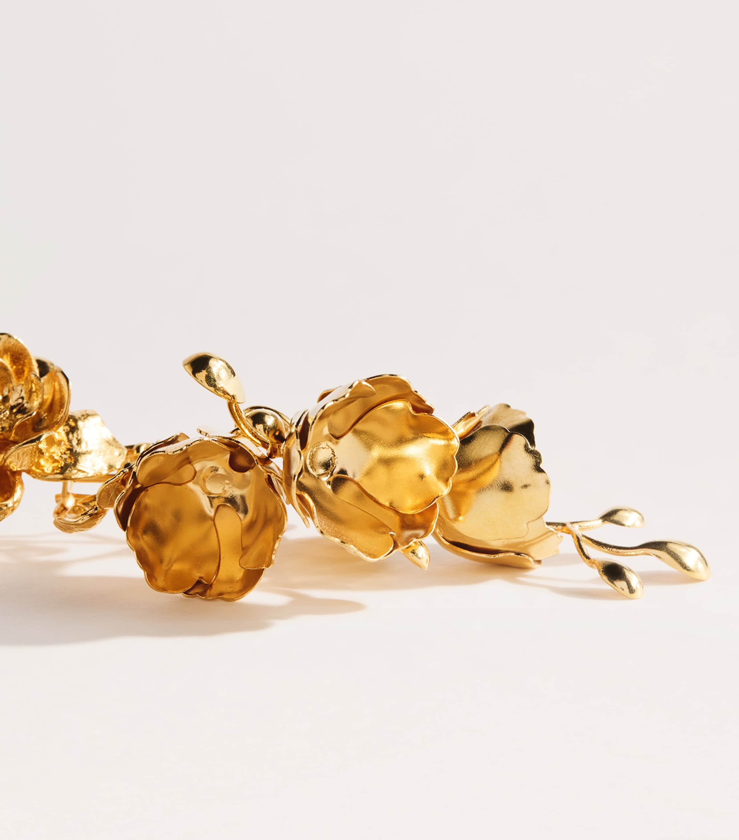 Chloé Bouquet Drop Earrings Vintage Gold Image 4