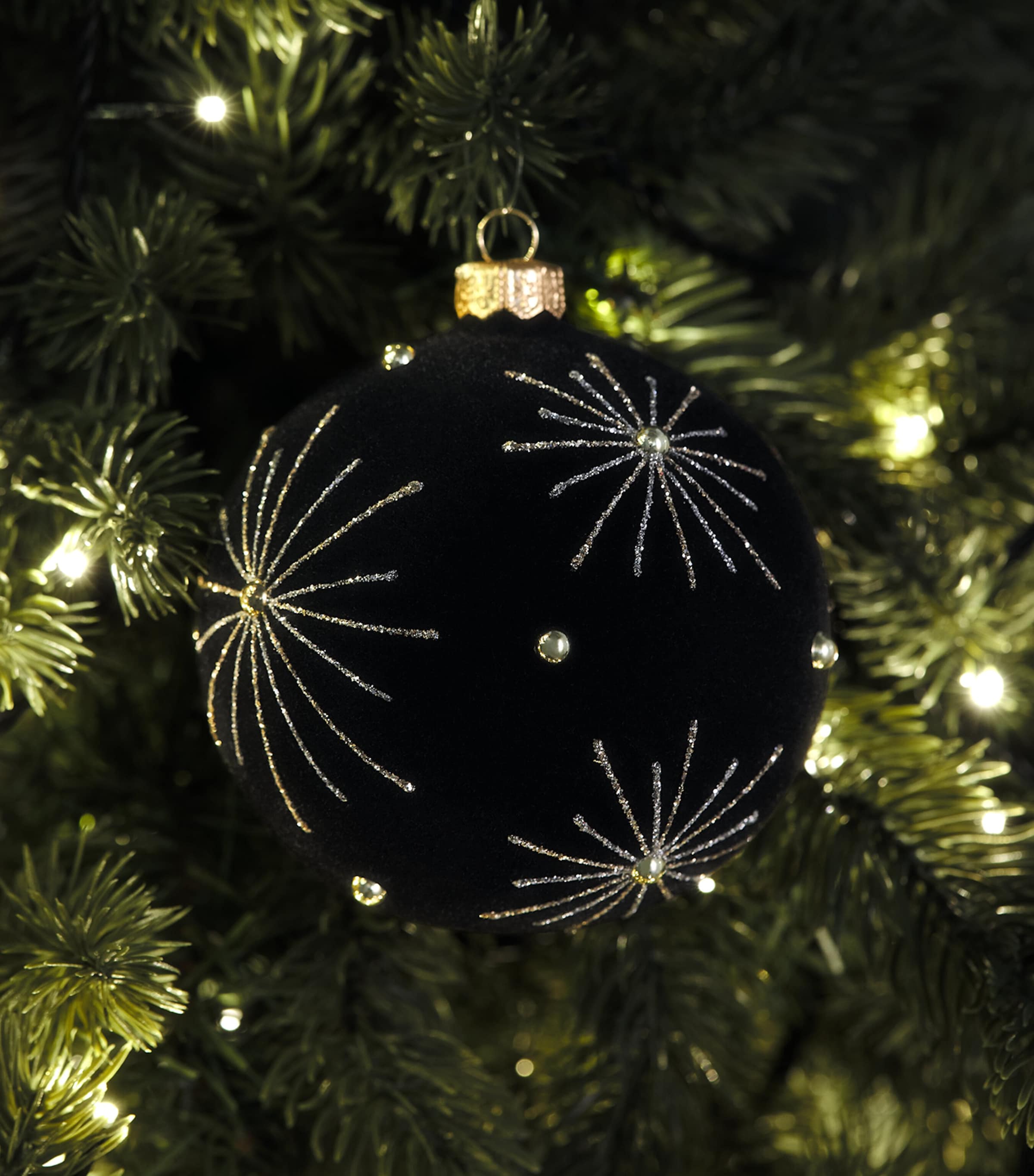 Harrods Velvet Star Bauble Black Velvet Image 3