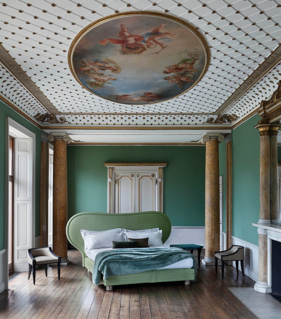 SAVOIR Louis Nº2 Bed Green Image 2
