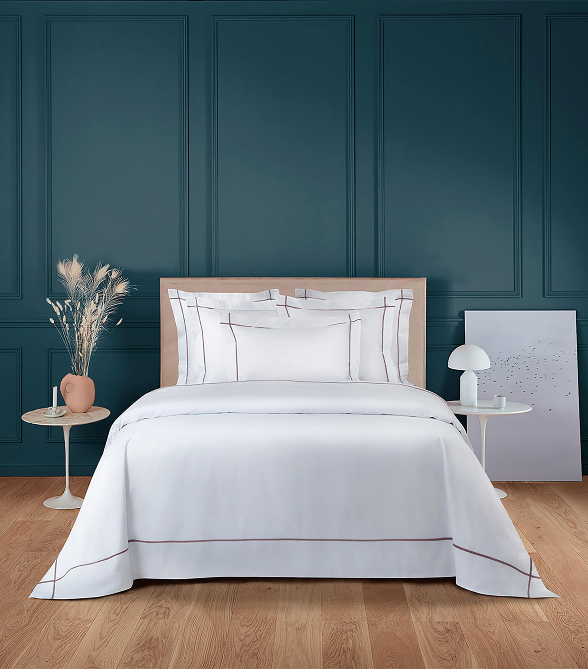 Yves Delorme Athena Iris Square Oxford Pillowcase In Purple