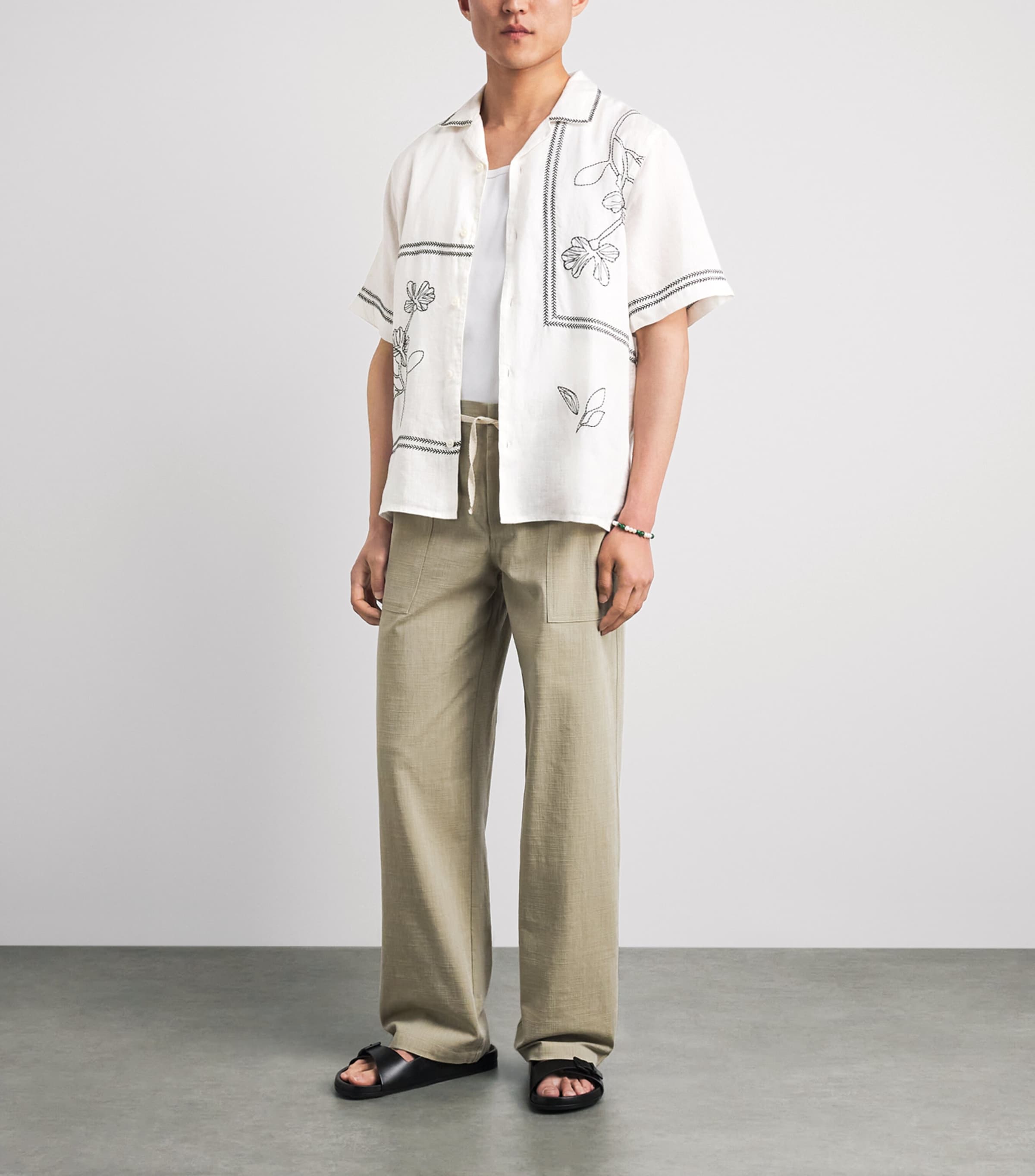 Wax London Mens Linen Embroidered Didcot Shirt Ecru / Navy Image 2