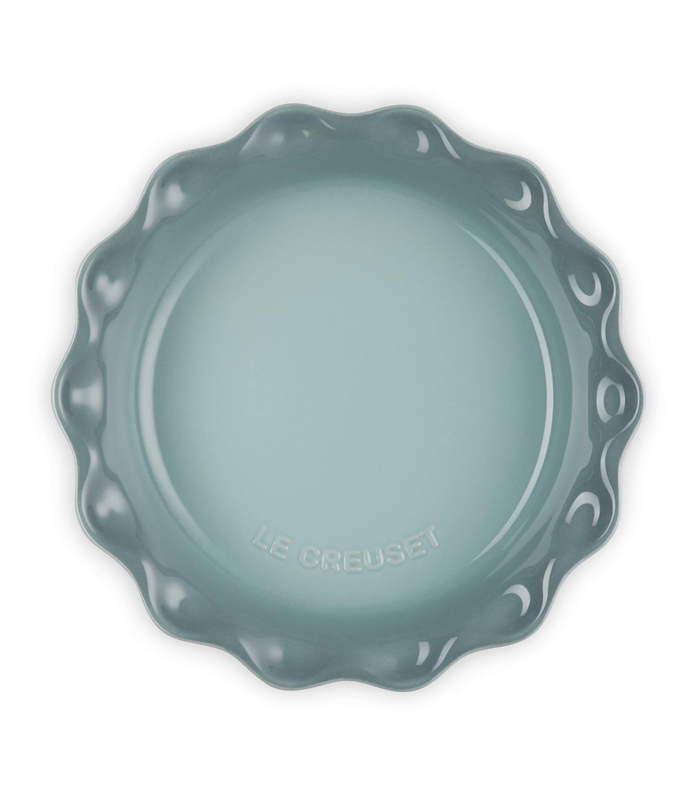 Le Creuset Stoneware Pie Dish (23cm) Sea Salt Image 4