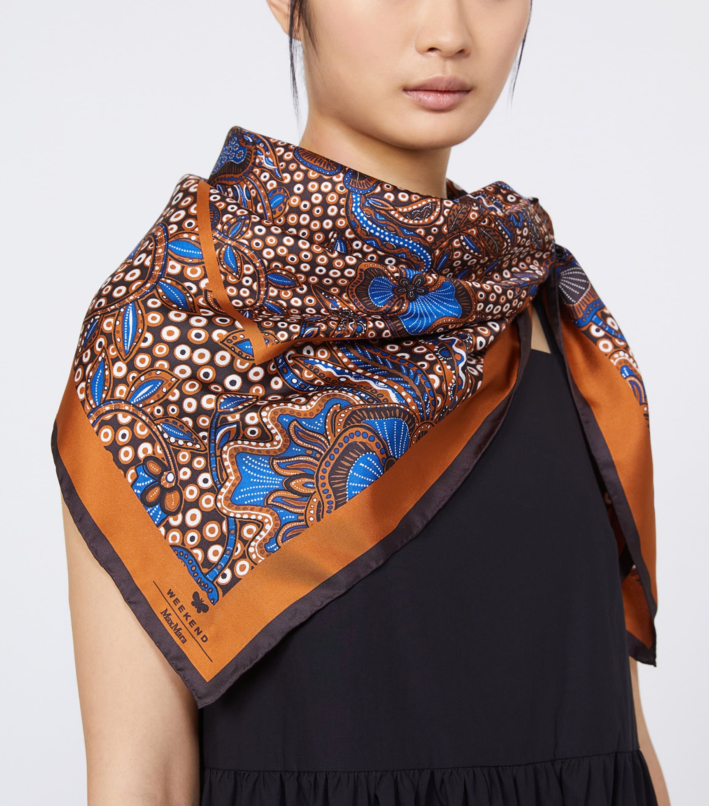 Silk Twill Printed Scarf HAZELNUT BROWN Image 2