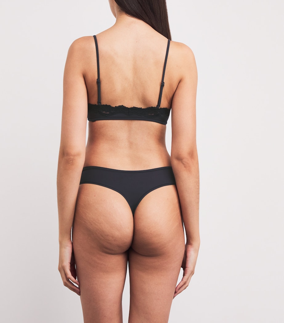 Lace-Trim Fits Everybody Scoop-Neck Bralette ONYX Image 3