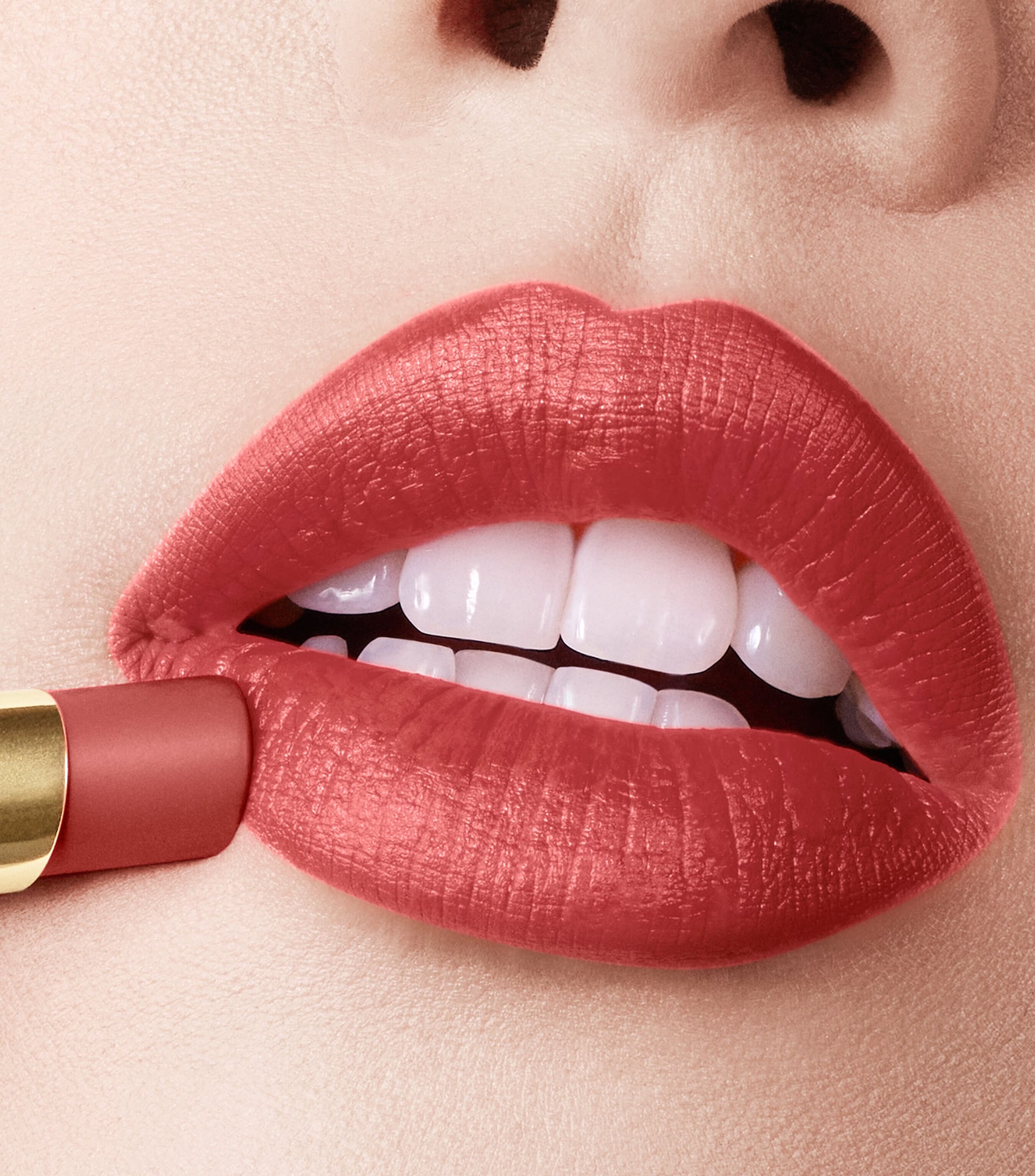 Christian Louboutin Rouge Stiletto Lumi Matte Lipstick Nuderose Image 2